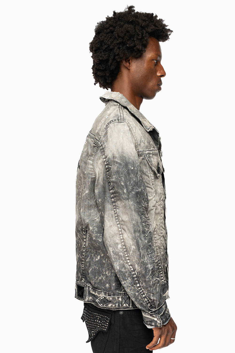 MENS BLACK DENIM JACKET IN 4D DARK BROKEN