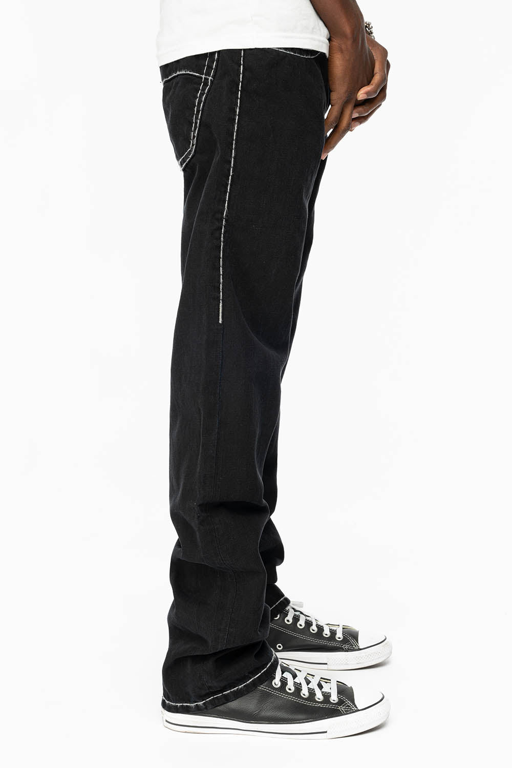 HEAVY STITCH JEANS IN PURE BLACK  WITH WHITE CONTRAST