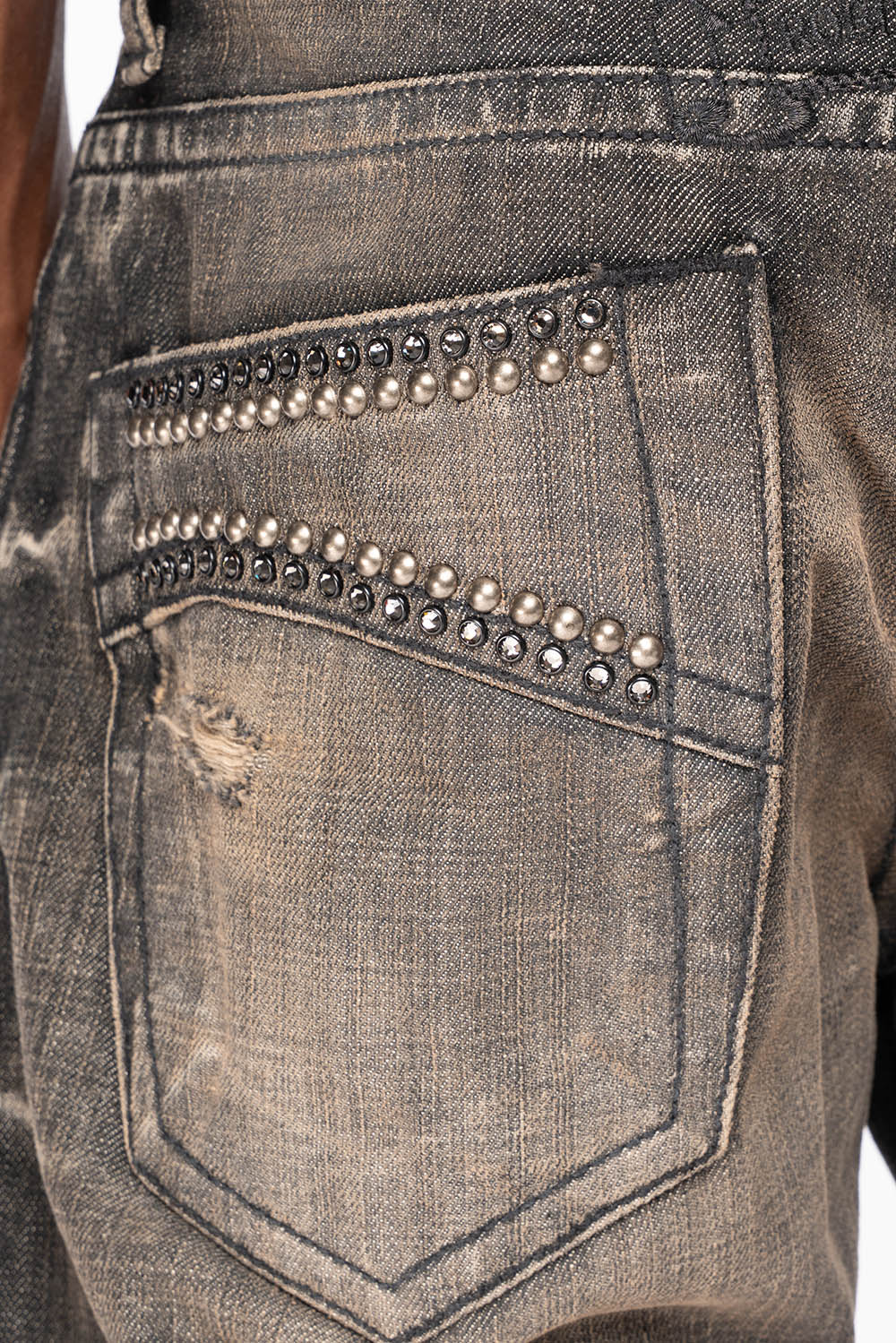 LIMITED EDITION STRAIGHT LEG JEANS IN CHARCOAL MODOC BROKEN WASH WITH CRYSTALS AND NAILHEAD