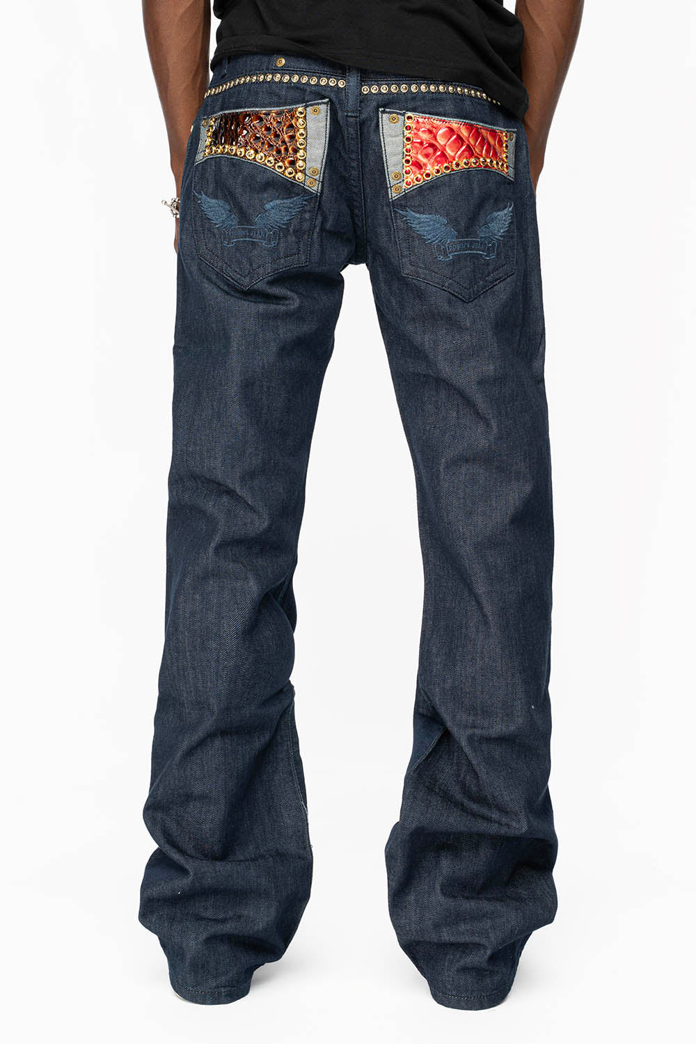 WESTERN BOOT CUT JEAN WITH VEGAN PATENT LEATHER POCKET EMBELLISHED WITH CRYSTALS AND NAILHEAD STUDS IN RINSE WASH