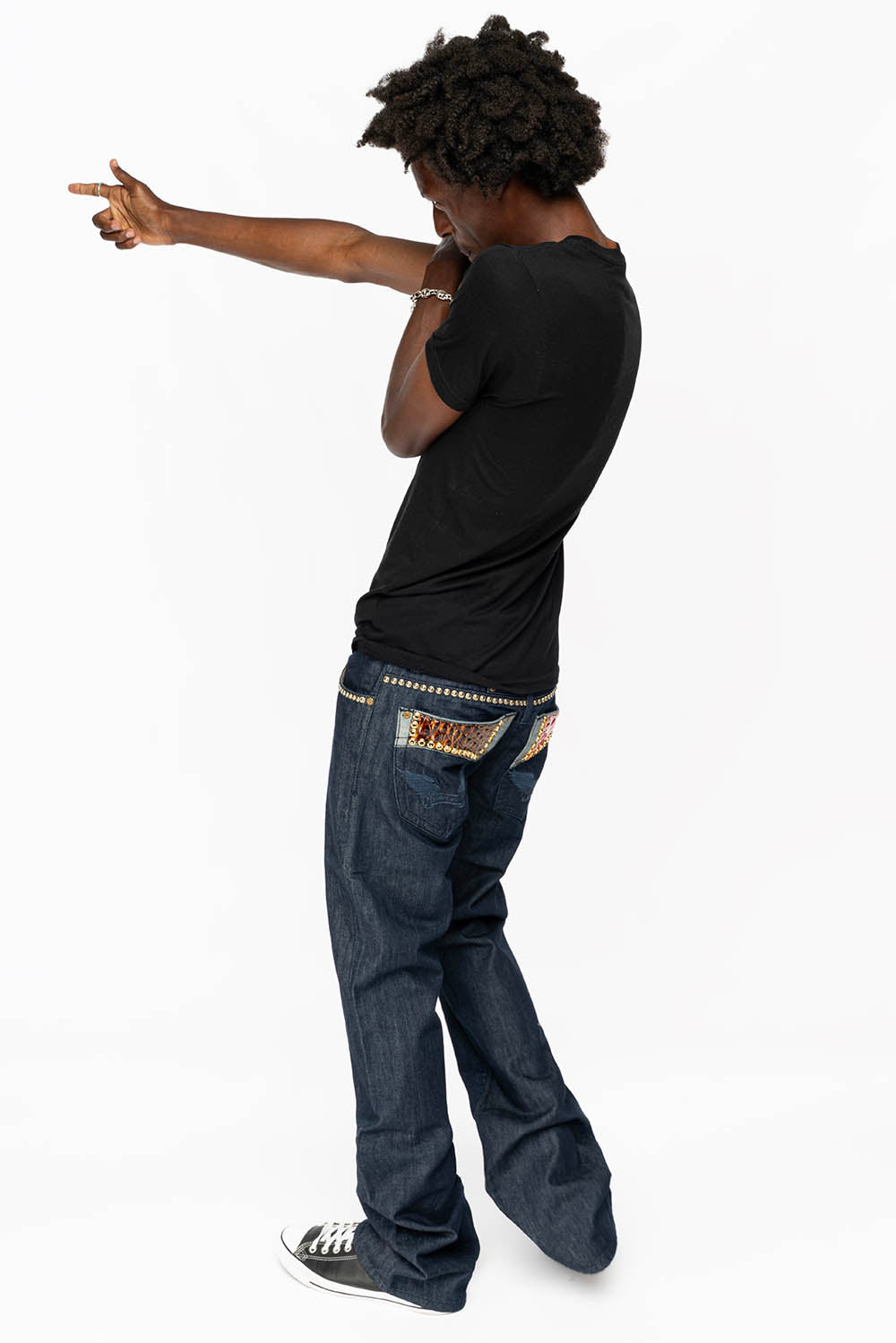 WESTERN BOOT CUT JEAN WITH VEGAN PATENT LEATHER POCKET EMBELLISHED WITH CRYSTALS AND NAILHEAD STUDS IN RINSE WASH