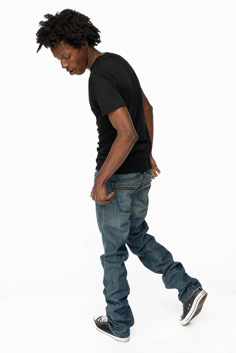 MENS CLASSIC 5 POCKET STRAIGHT LEG JEANS IN SMOKEY MEDIUM WASH WITH STUDS AND CRYSTALS