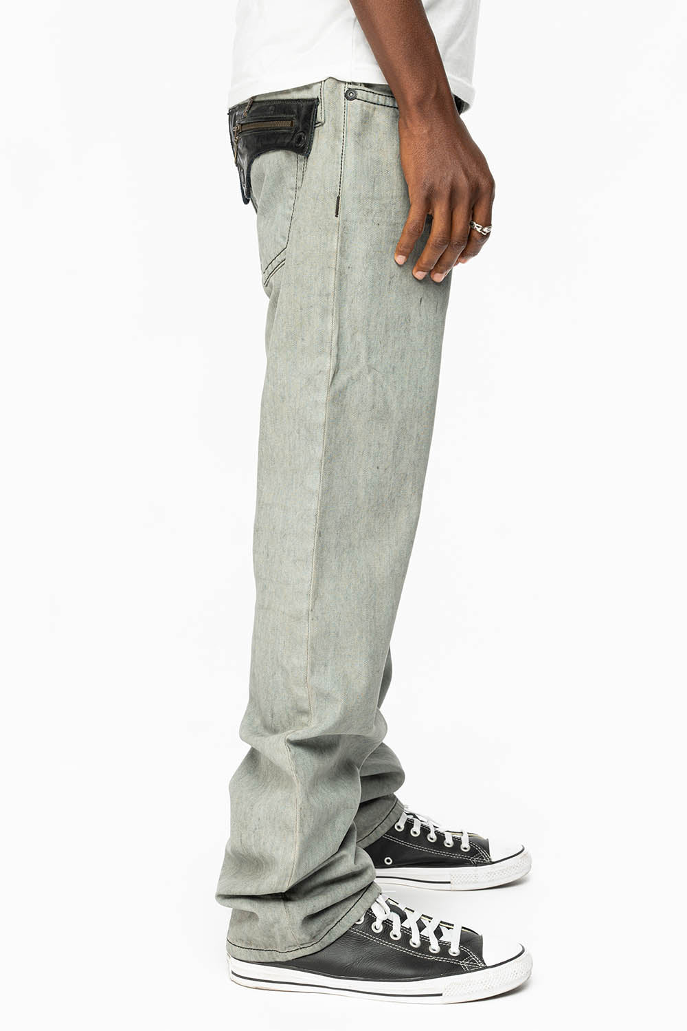 ROBIN’S LEATHER FLAP STRAIGHT LEG JEANS IN FUTURE WASH