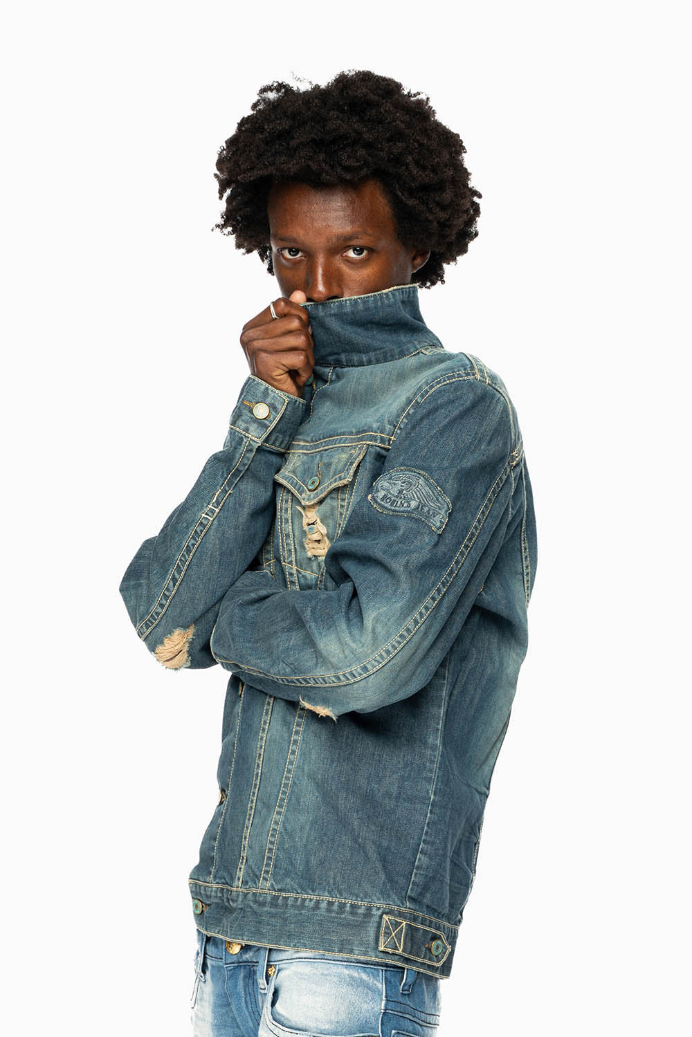 ROBINS MOTORCYCLE CLUB DENIM JACKET IN MEDIUM BLUE BROKEN WASH WITH PATCHES