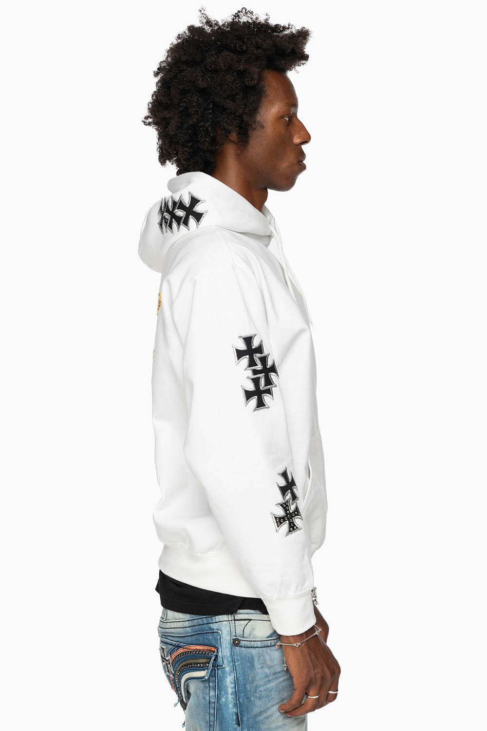 ROBIN’S JEAN PULLOVER HOODIE IN WHITE EMBELLISHED  WITH MEDIEVAL CROSS PATCHES AND  CRYSTALS