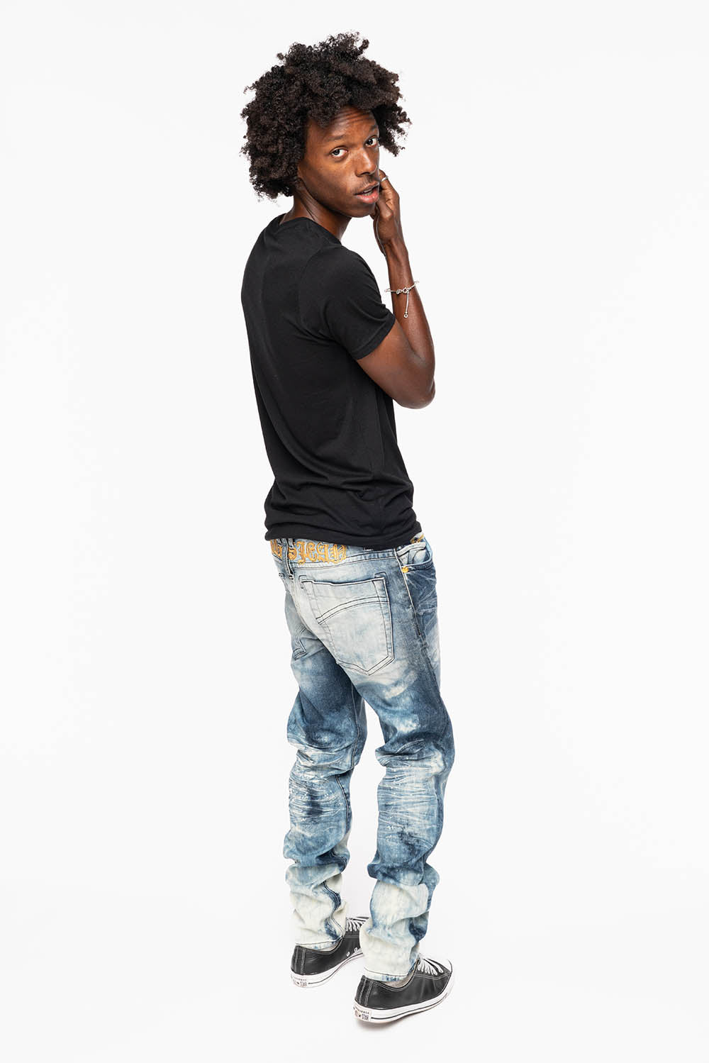 MENS SKINNY JEANS IN CLOUD JAPAN WASH WITH GOLD O.E EMBROIDERY LOGO