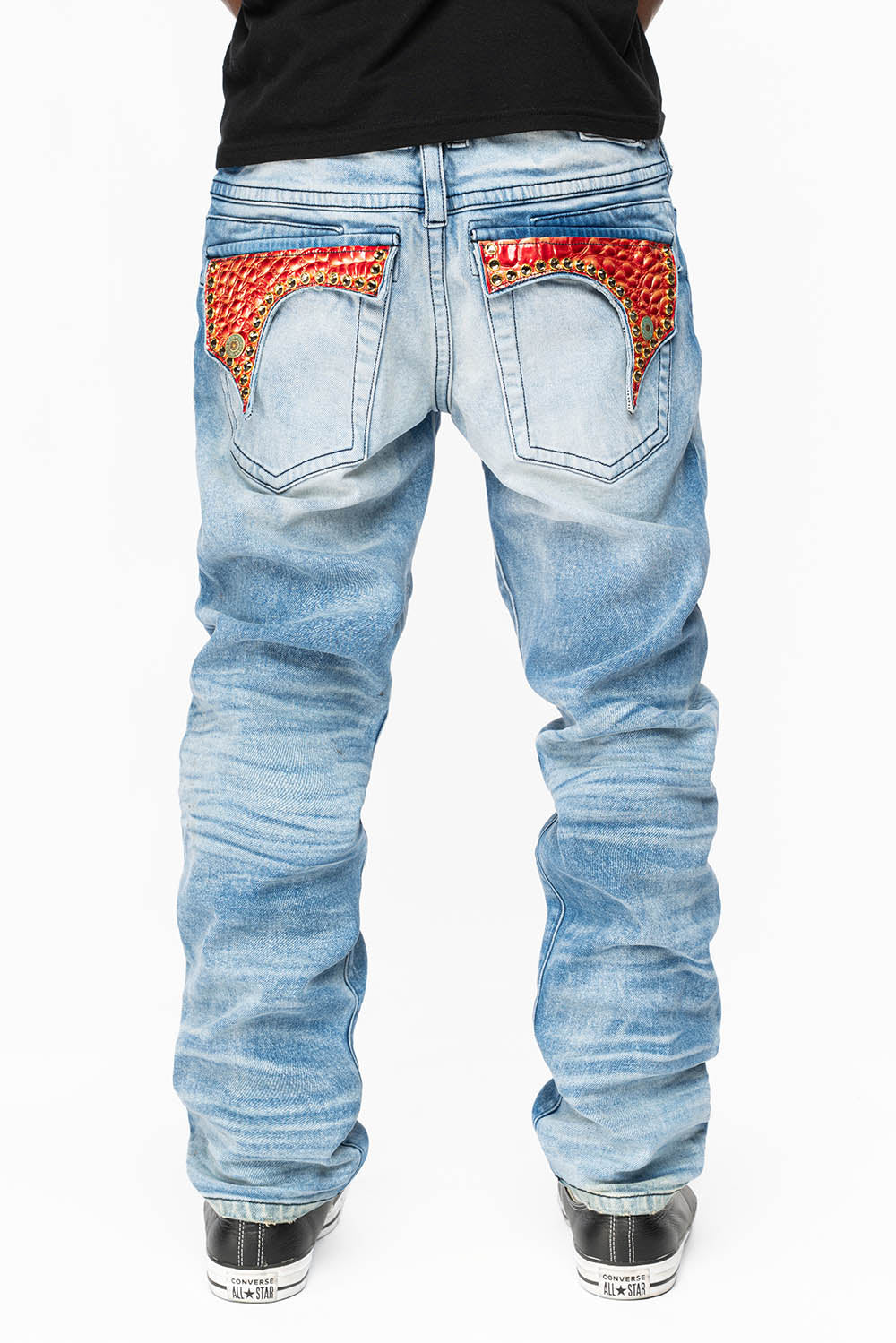 KILLER FLAP STRAIGHT LEG JEAN WITH PATENT LEATHER POCKET AND CRYSTALS IN BLUE 5D-LIGHT WASH