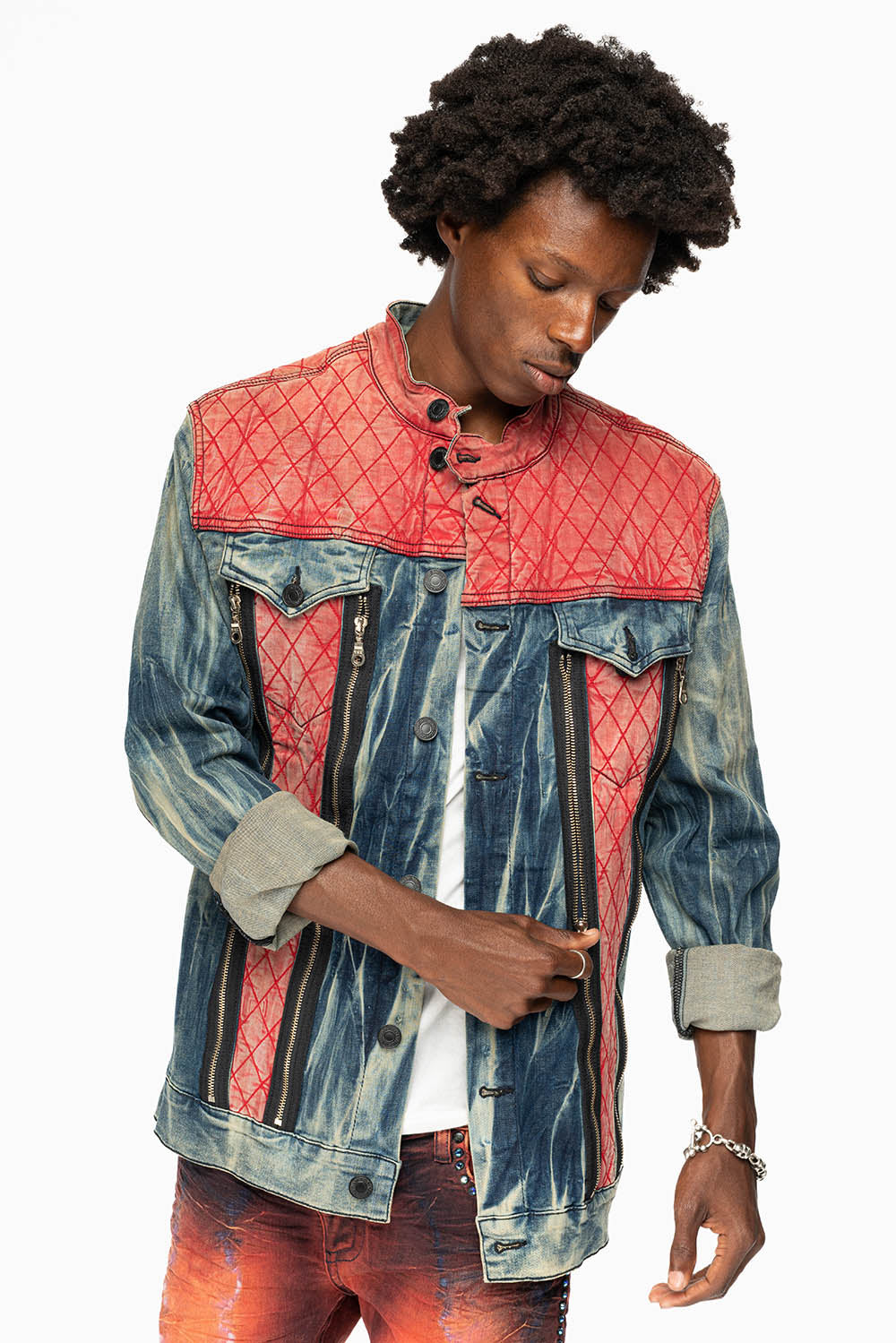 ROBIN’S DENIM JACKET WITH ZIPPER AND RED PADDED INSERT