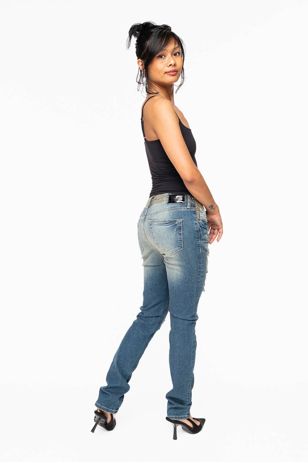 ROBIN’S WOMEN MID RISE STRAIGHT JEAN IN SUPER BROKEN MEDIUM WASH EMBELLISHED WITH GOLD STUDS & CRYSTALS
