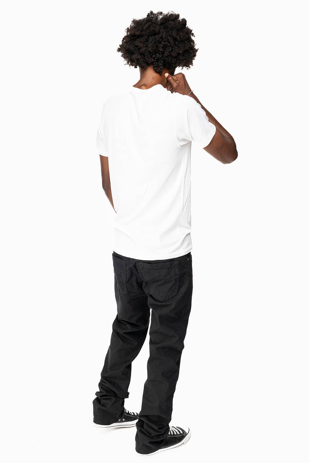 CLASSIC STRAIGHT LEG JEANS IN BLACK WASH