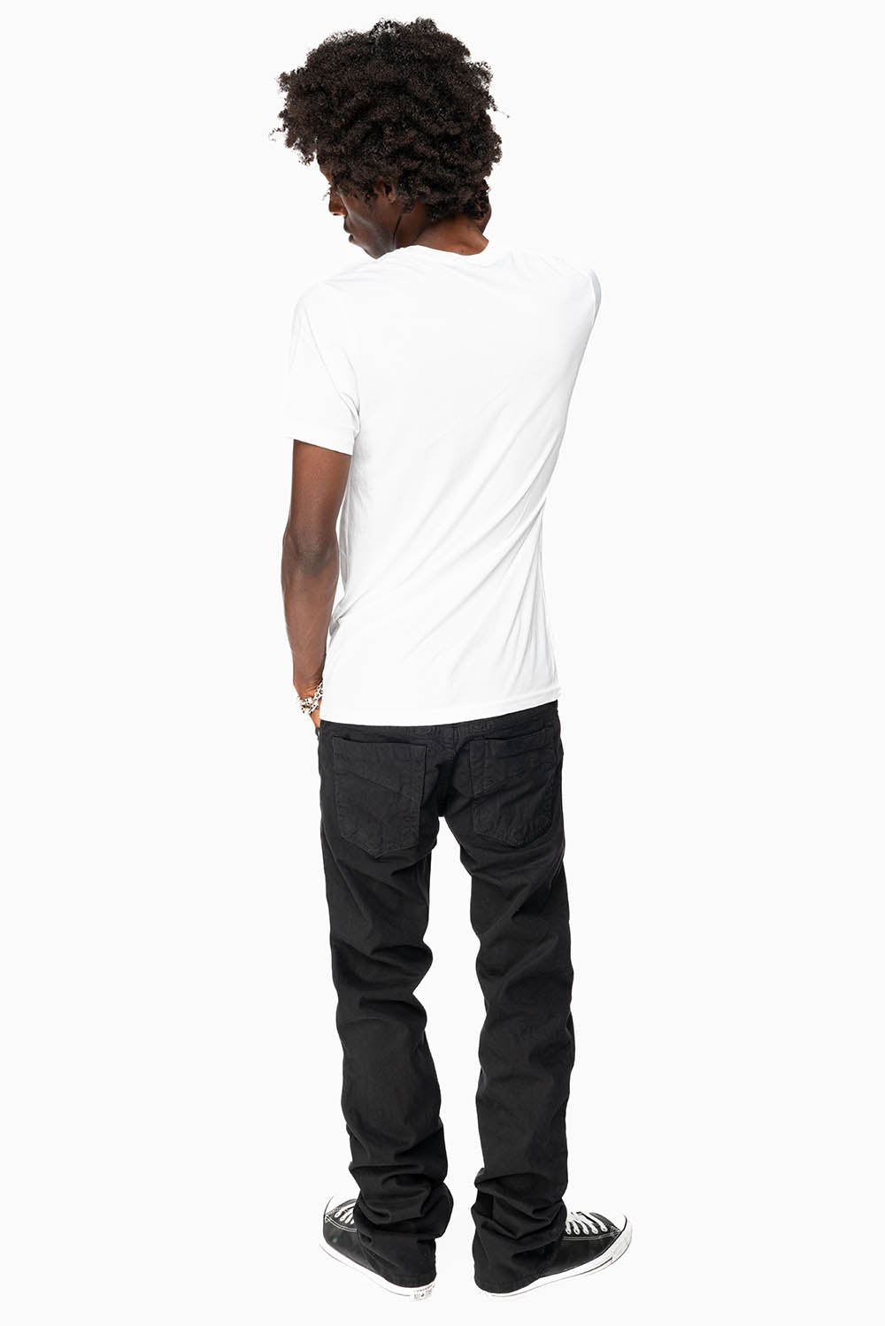 CLASSIC STRAIGHT LEG JEANS IN BLACK WASH