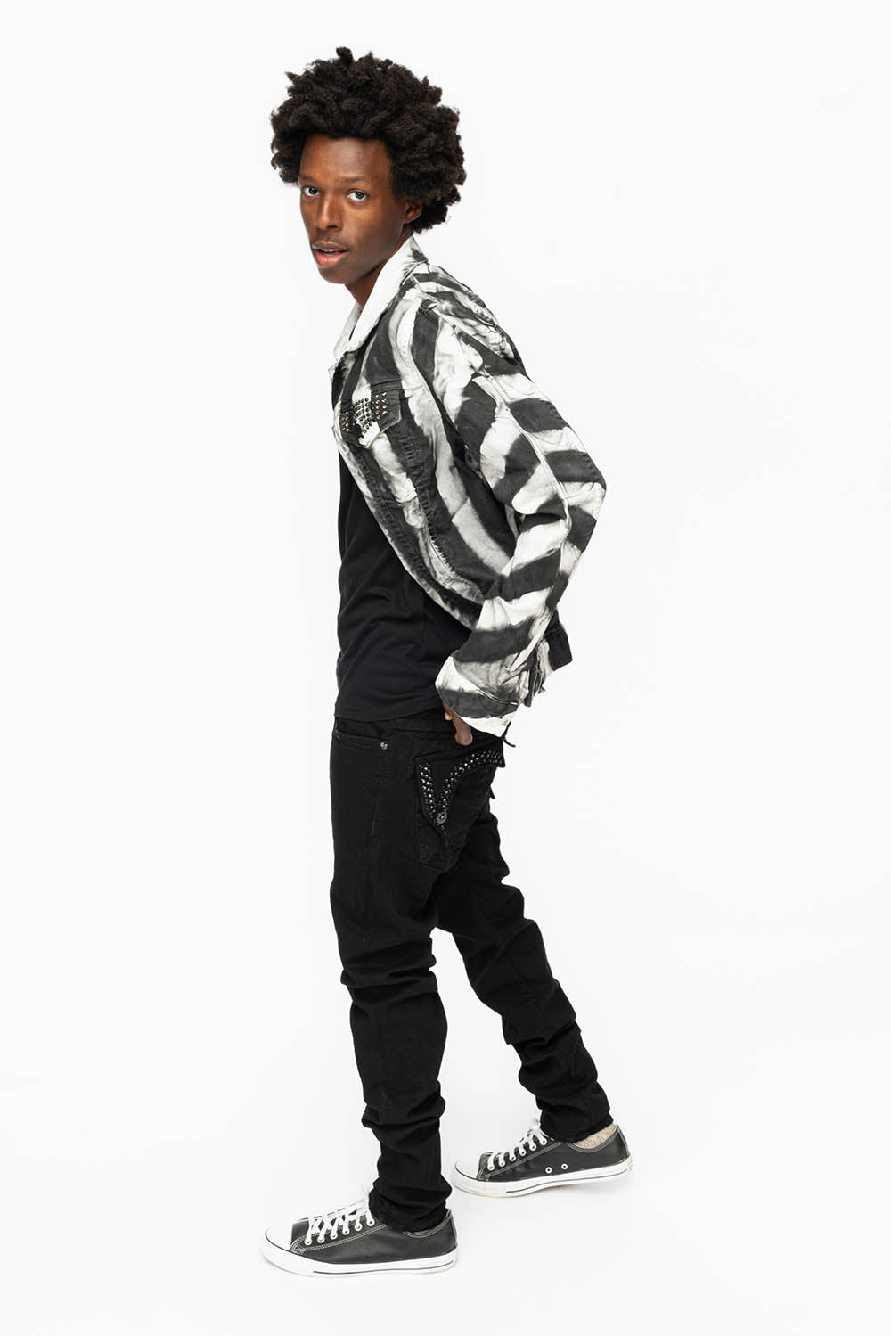 PRISONER JEAN JKT IN BLACK AND WHITE WASH WITH BLK DIAMOND AND JET BLK CRYSTALS