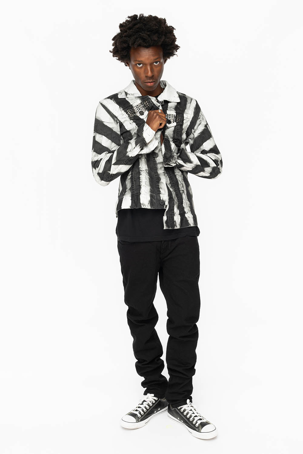 PRISONER JEAN JKT IN BLACK AND WHITE WASH WITH BLK DIAMOND AND JET BLK CRYSTALS