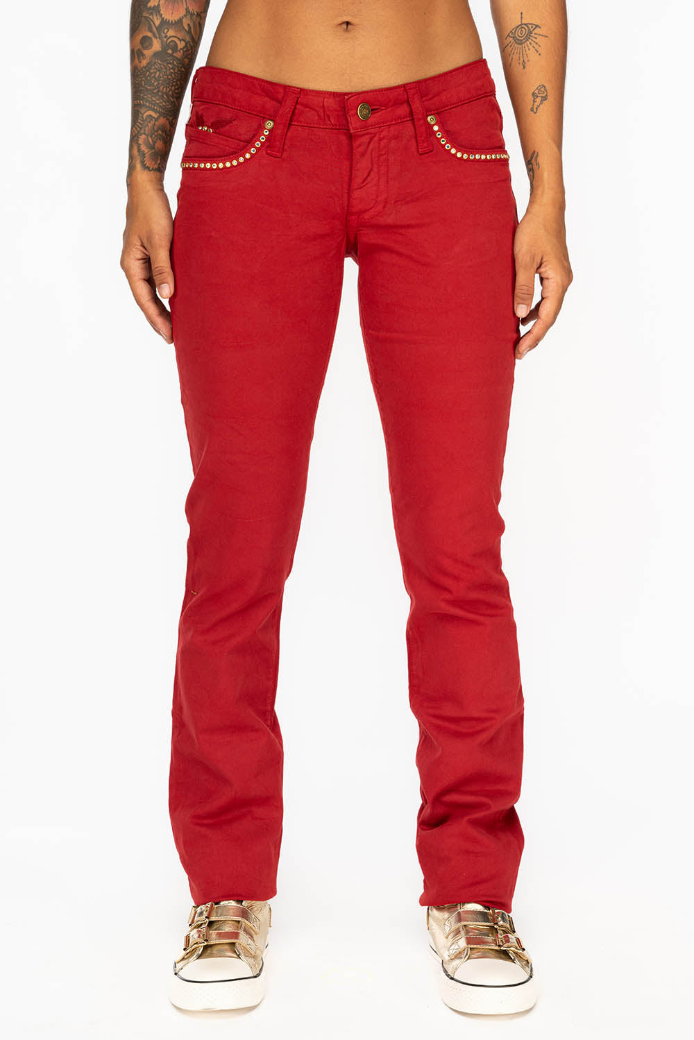 LOW RISE WOMENS JEANS IN BURGUNDY WITH CLEAR CRYSTAL