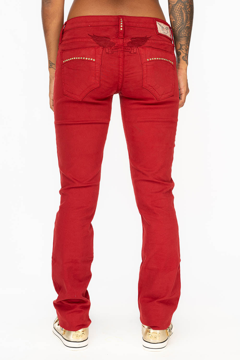 LOW RISE WOMENS JEANS IN BURGUNDY WITH CLEAR CRYSTAL
