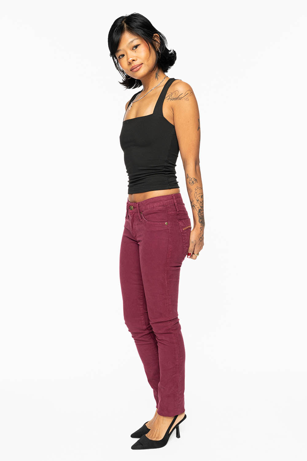 JANE MID RISE WOMENS SKINNY JEANS IN SANGRIA WASH WITH RED CRYSTALS