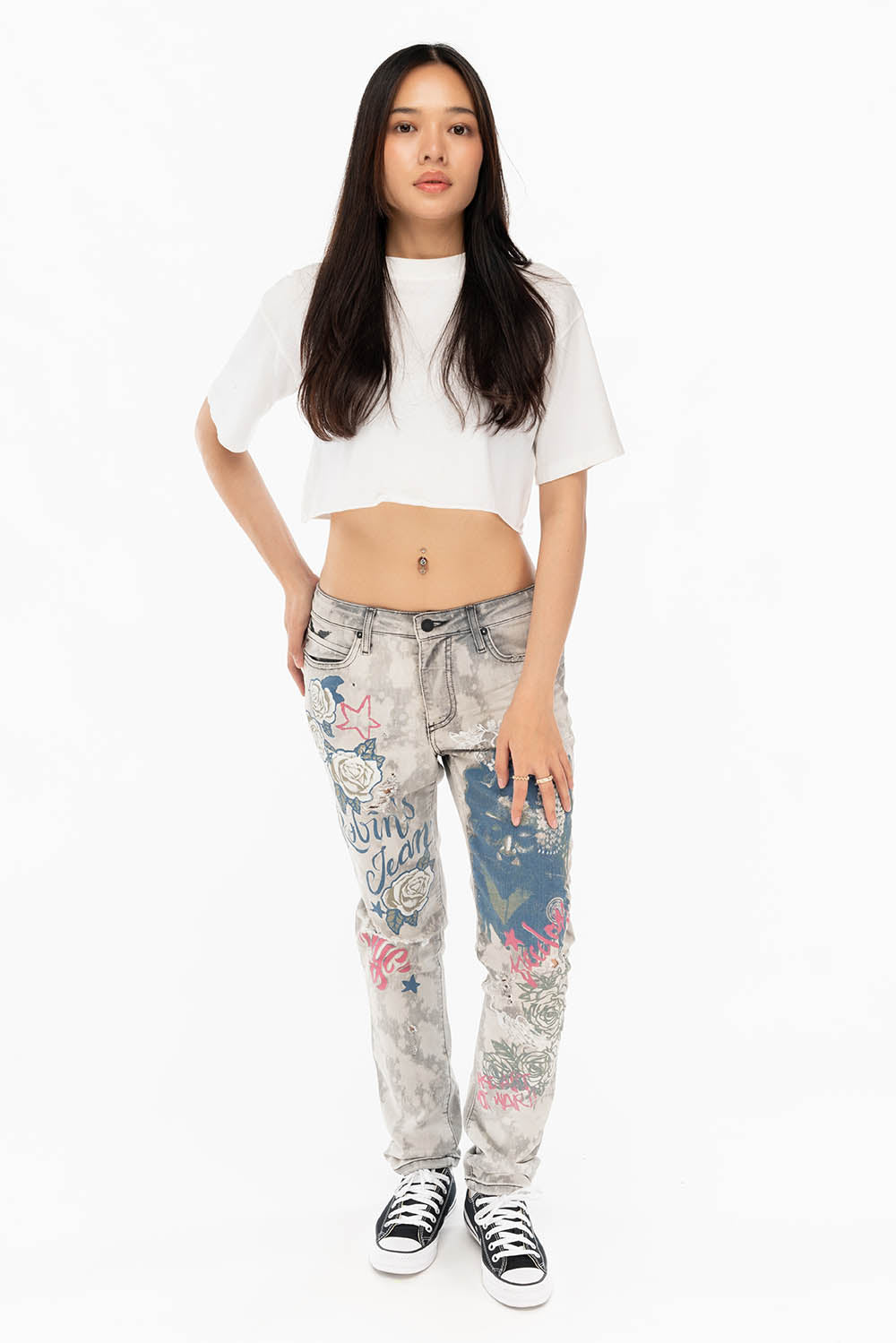 BOYFRIEND STYLE WOMENS JEANS IN MARCEL BLACK WASH WITH GEISHA PRINT