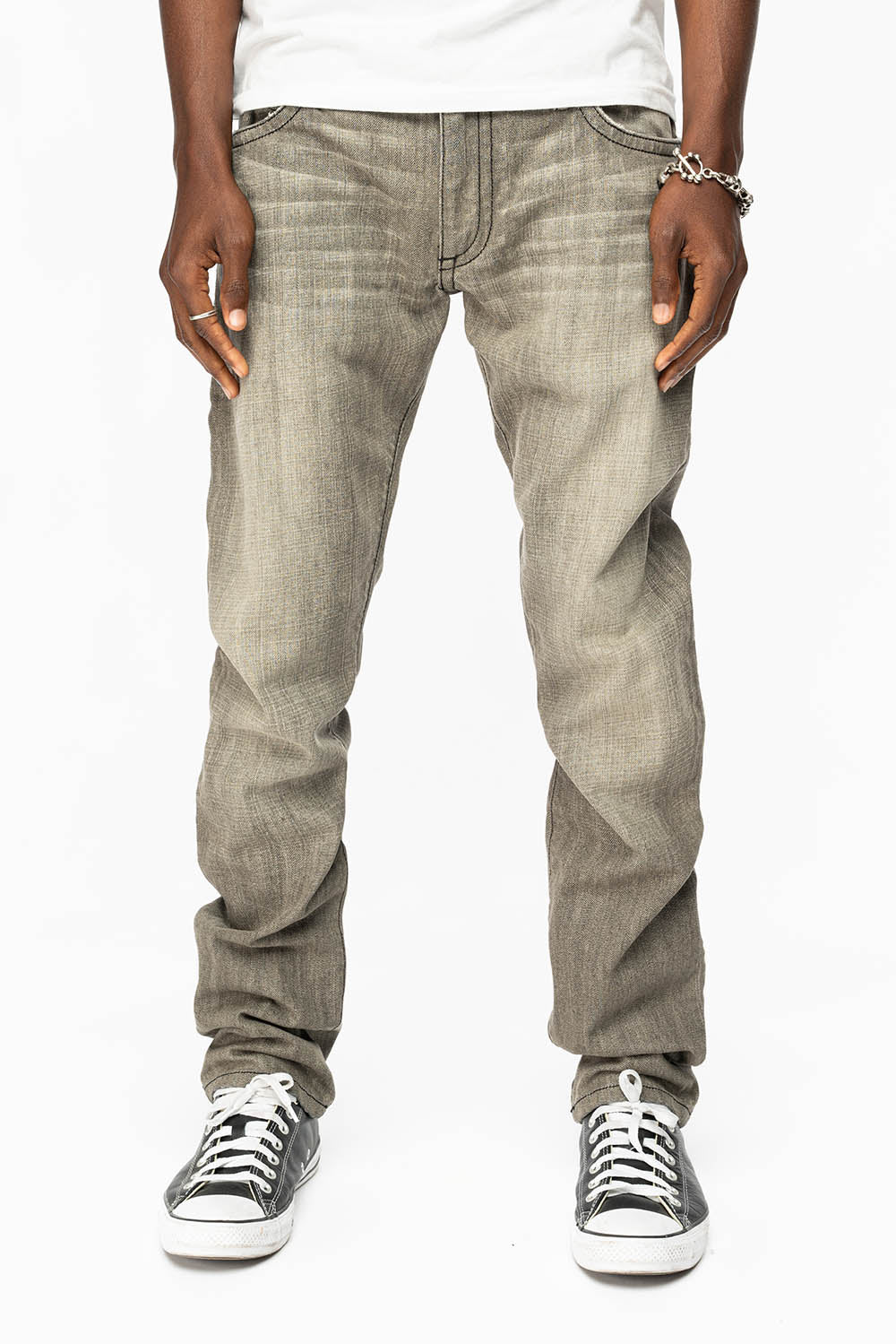 CLASSIC 5 POCKET  SLIM  LEG JEANS  IN GREY 3D LIGHT WASH