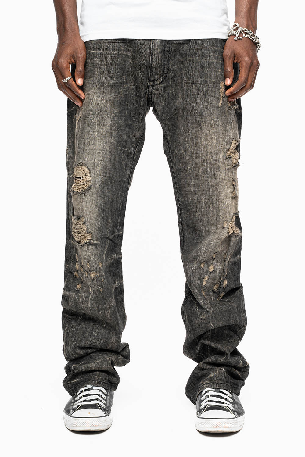ROBIN'S STRAIGHT LEG JEANS  BROKEN WASH WITH FULL EMBELLISHED BACK POCKETS WITH  CRYSTALS
