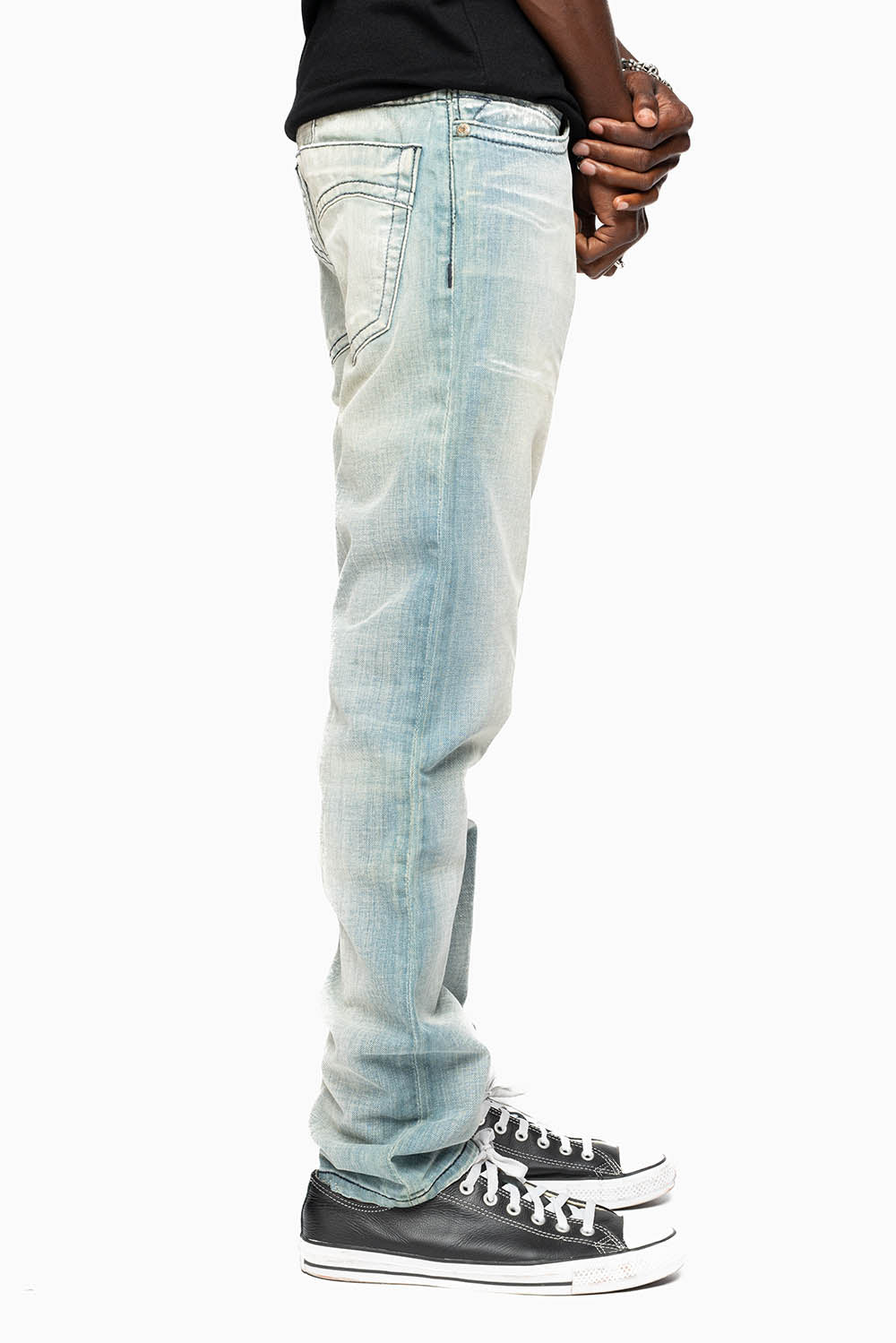 MENS CLASSIC 5 POCKET SLIM LEG JEANS IN GARAGE LIGHT WASH