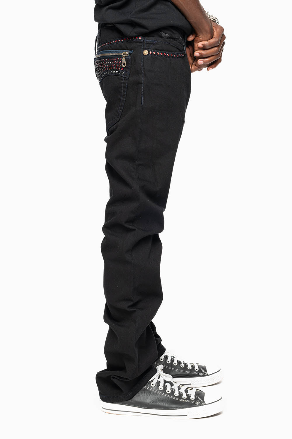 MENS CLASSIC STRAIGHT LEG ZIPPER JEAN IN PURE BLK WASH WITH RED AND LARGE JET BLK CRYSTALS
