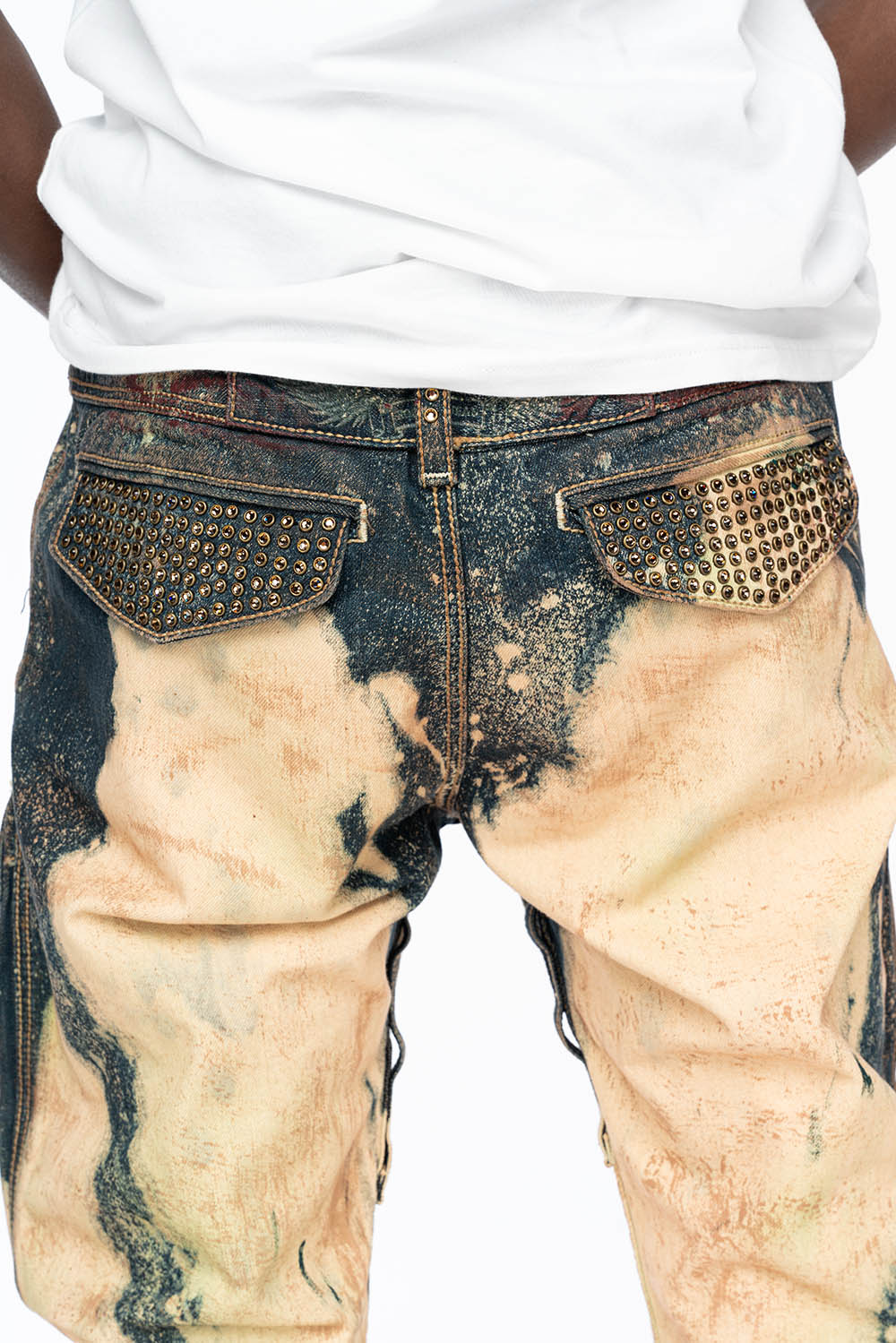 MENS TECHNIQUE CARGO PANTS IN GRAFFITI WASH WITH CRYSTALS