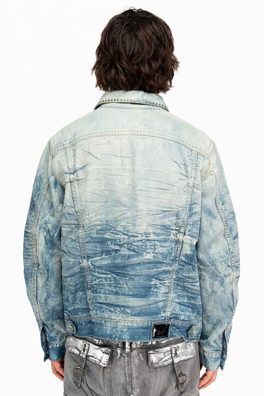 DENIM JACKET IN VINTAGE BLUE WITH CRYSTALS