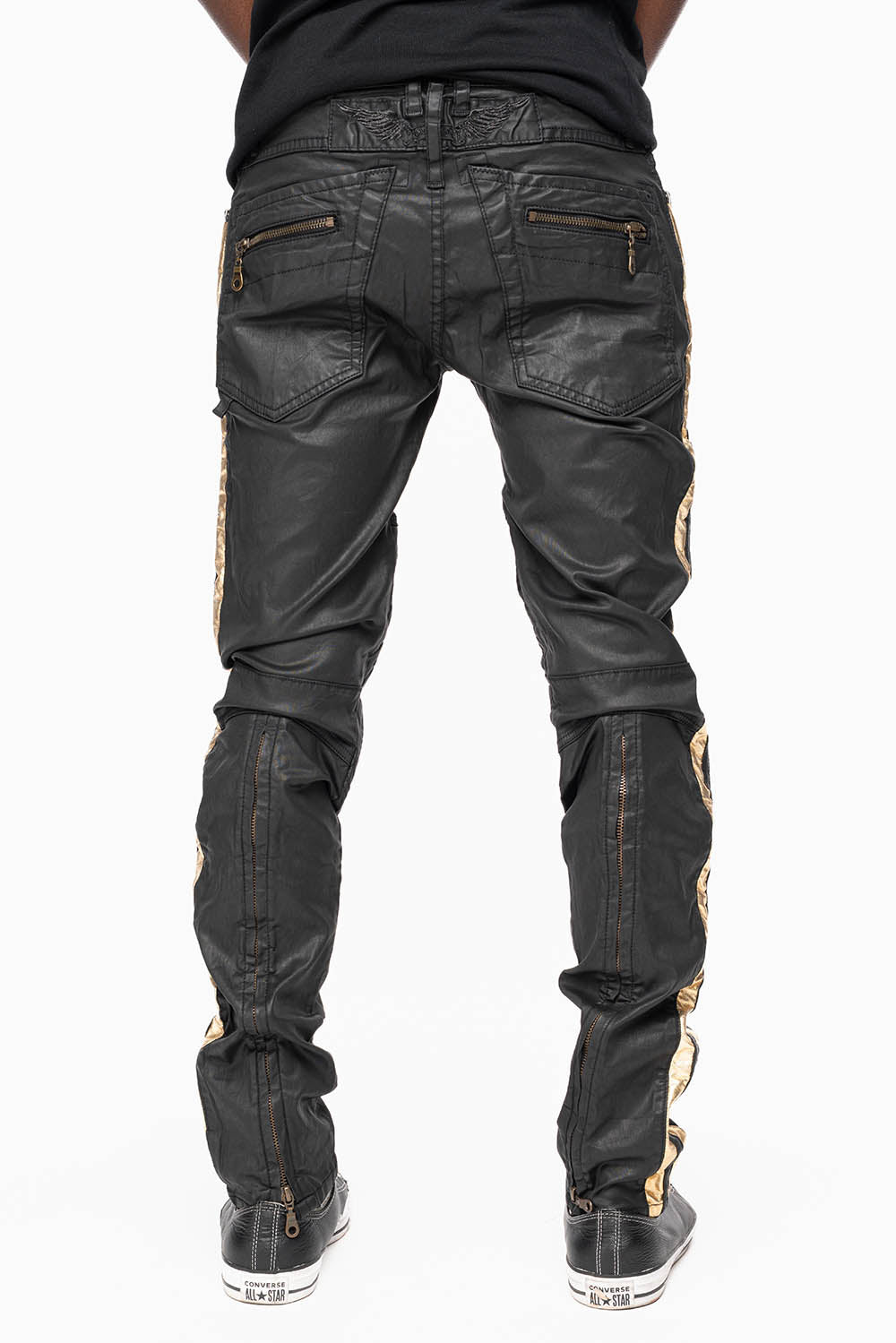 MENS BIKER JEANS IN BLK DY FABRIC WITH GOLD STRIPES