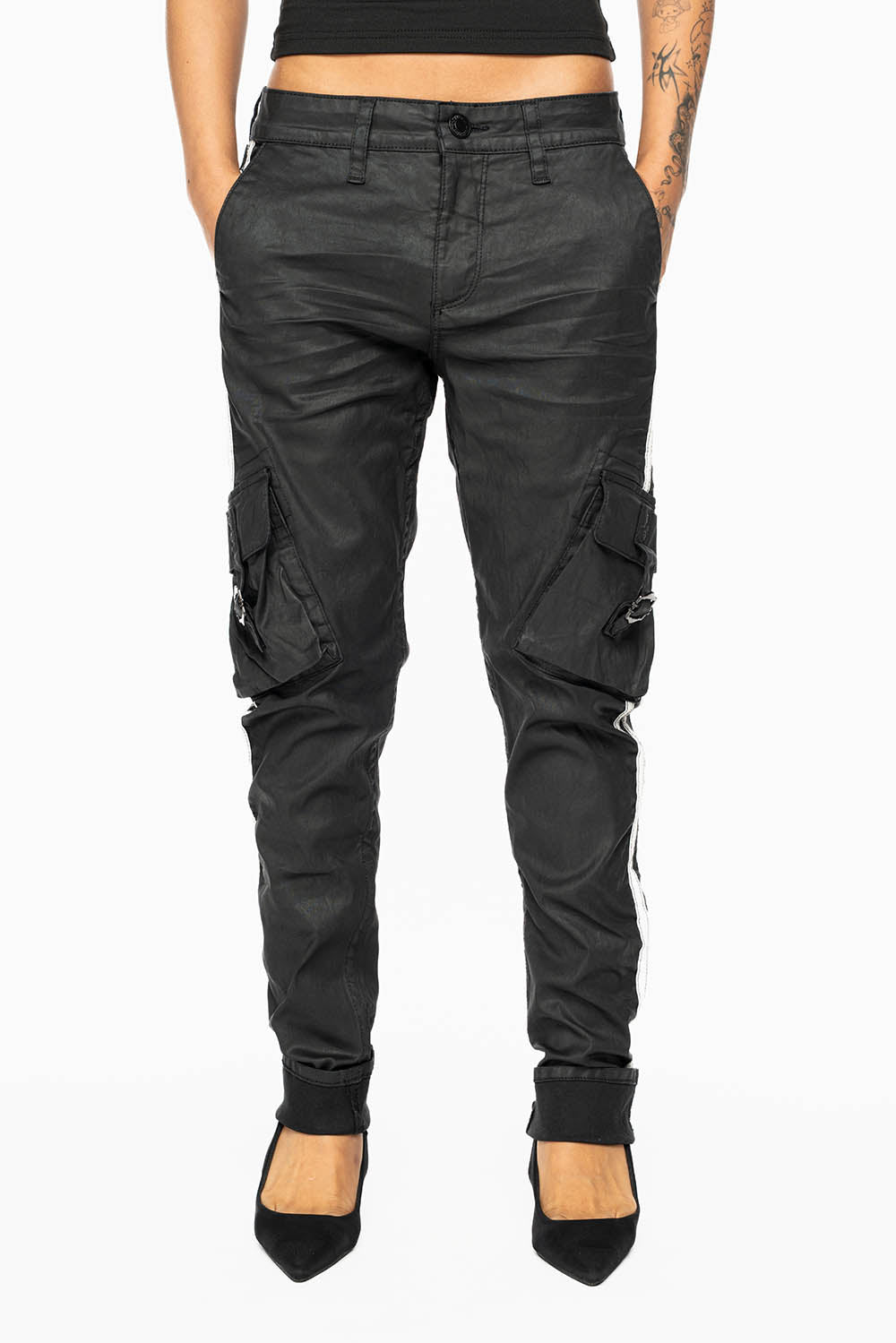 PREDATOR WOMENS SPORTY CARGO PANTS IN DY BLACK WITH TONAL EMBROIDERY AND SIDE STRIPE