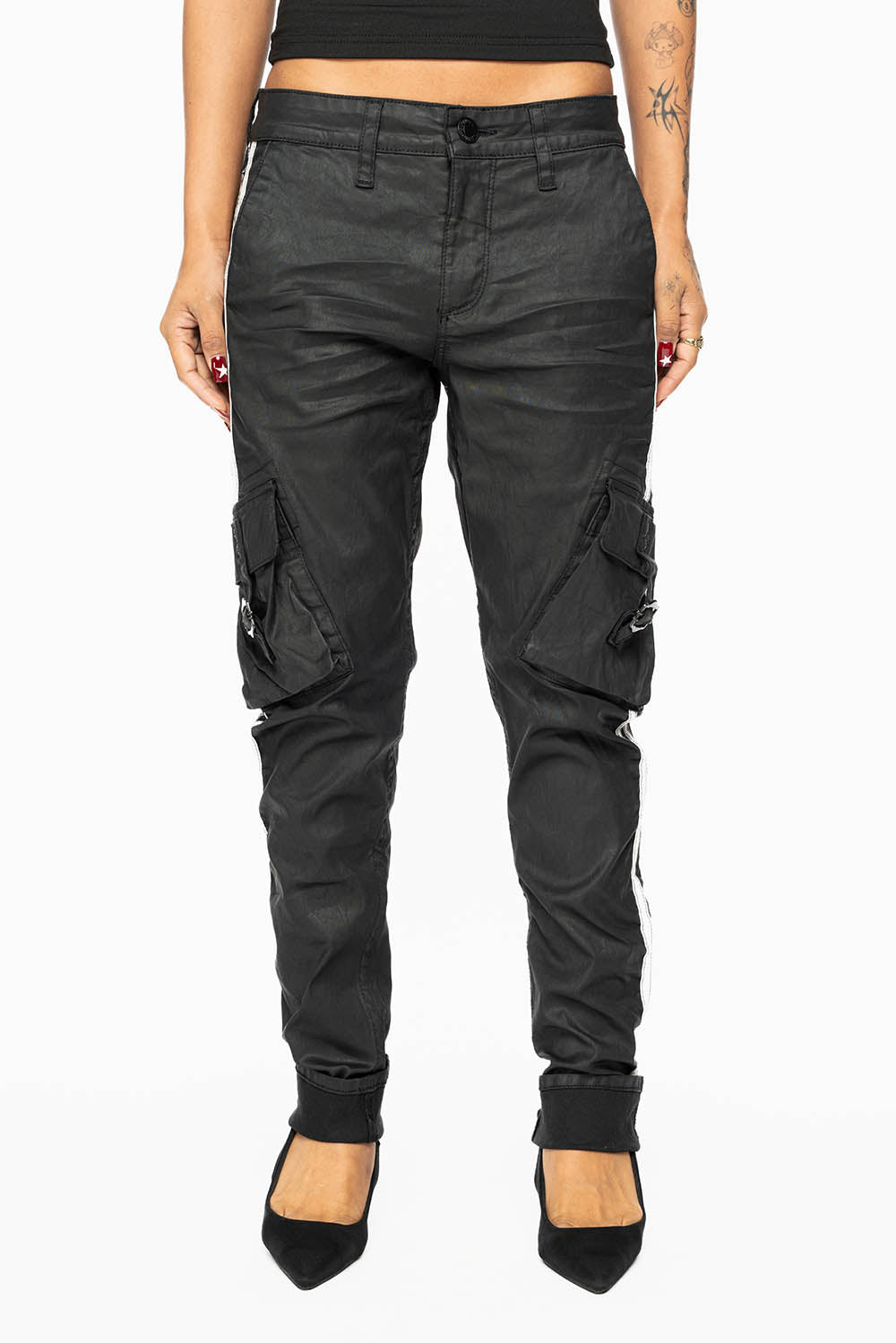 PREDATOR WOMENS SPORTY CARGO PANTS IN DY BLACK WITH TONAL EMBROIDERY AND SIDE STRIPE