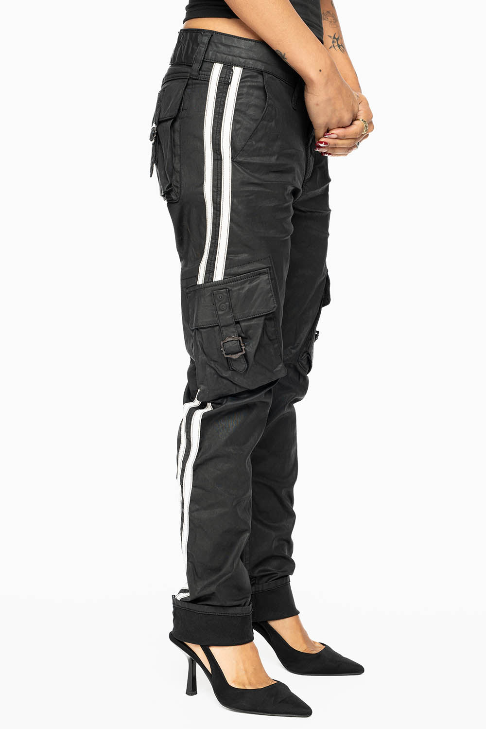 PREDATOR WOMENS SPORTY CARGO PANTS IN DY BLACK WITH TONAL EMBROIDERY AND SIDE STRIPE