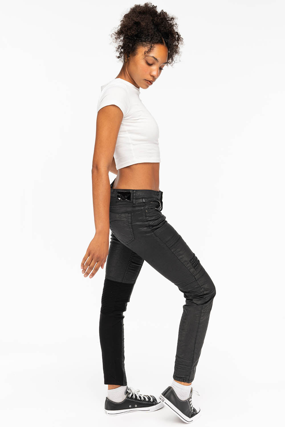 ROBIN'S WOMENS SKINNY MOTO DY FABRIC JEANS IN BLACK