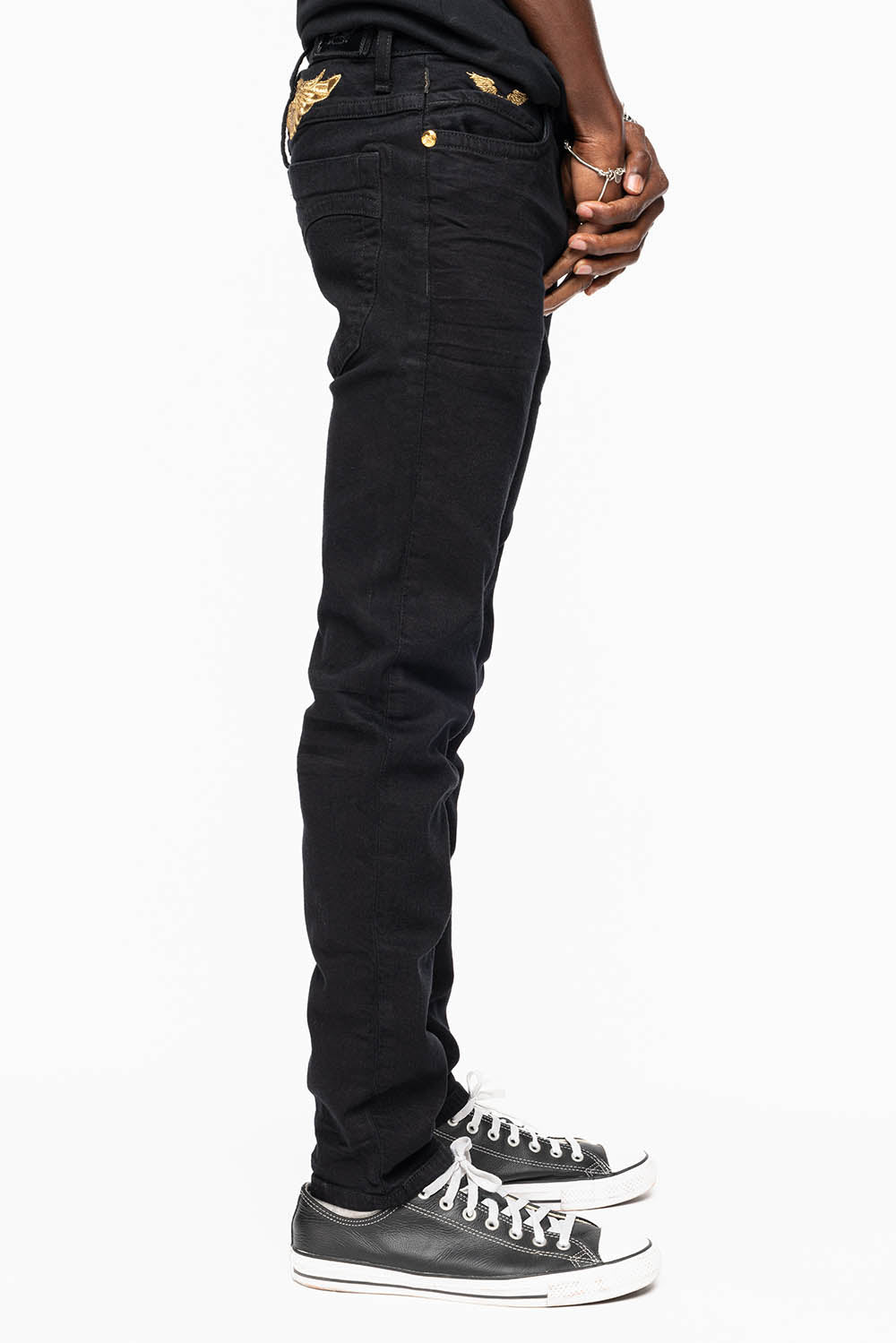 MENS SKINNY JEANS IN PURE BLK WASH WITH GOLD WING EMBROIDERY