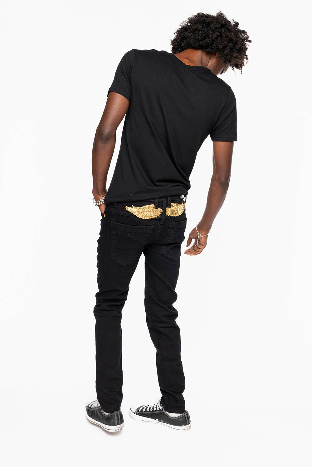MENS SKINNY JEANS IN PURE BLK WASH WITH GOLD WING EMBROIDERY