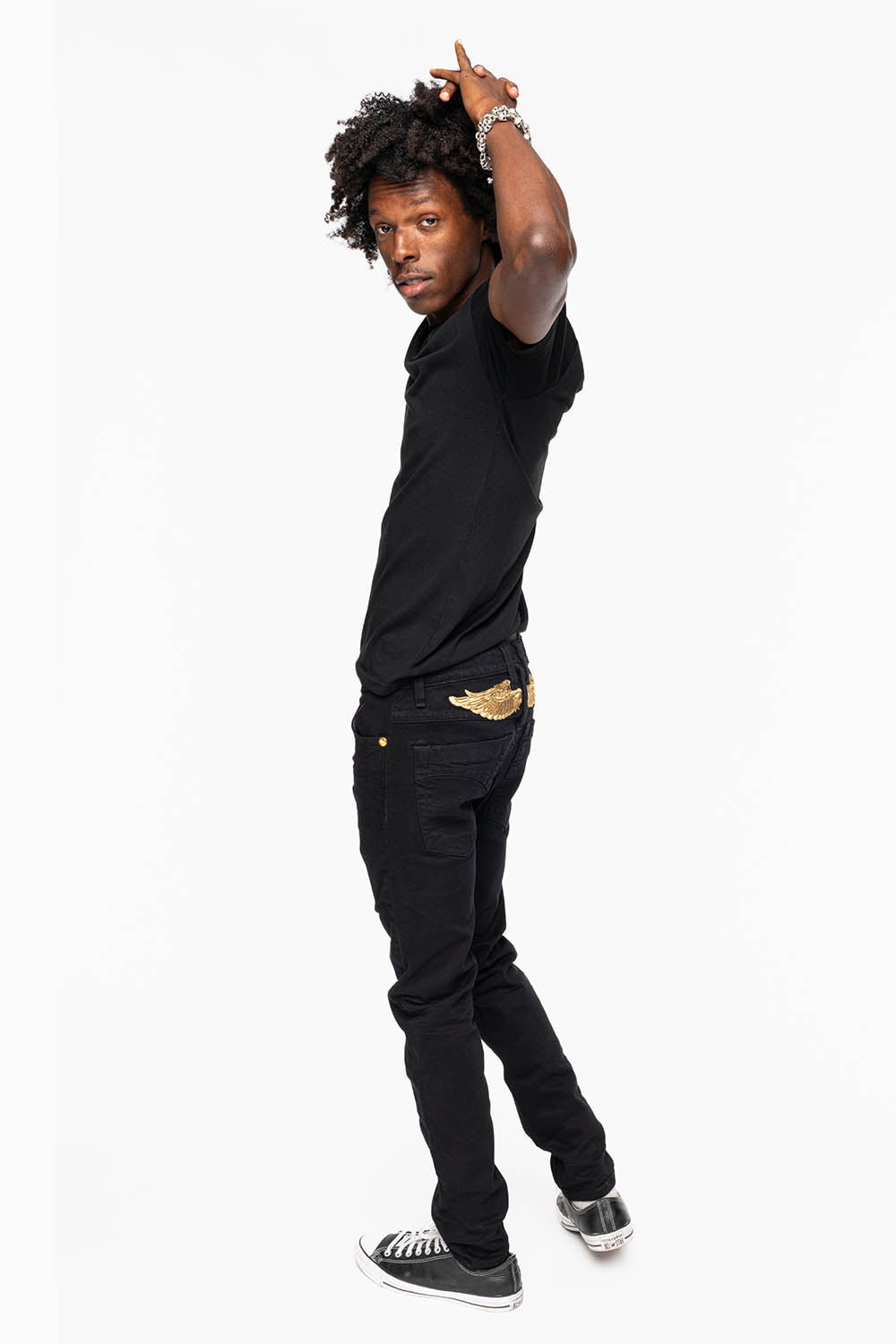 MENS SKINNY JEANS IN PURE BLK WASH WITH GOLD WING EMBROIDERY