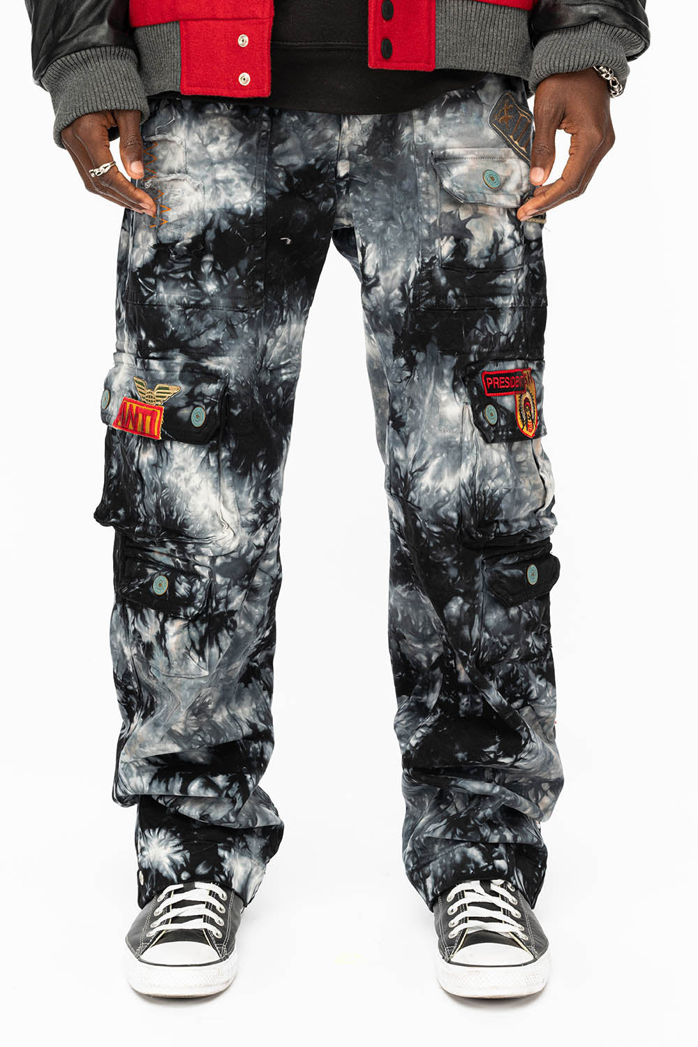 ORIGINAL ROBIN’S JEAN CALL OF DUTY CARGO PANTS IN CRYSTAL TYE DYE BLK WITH PATCH