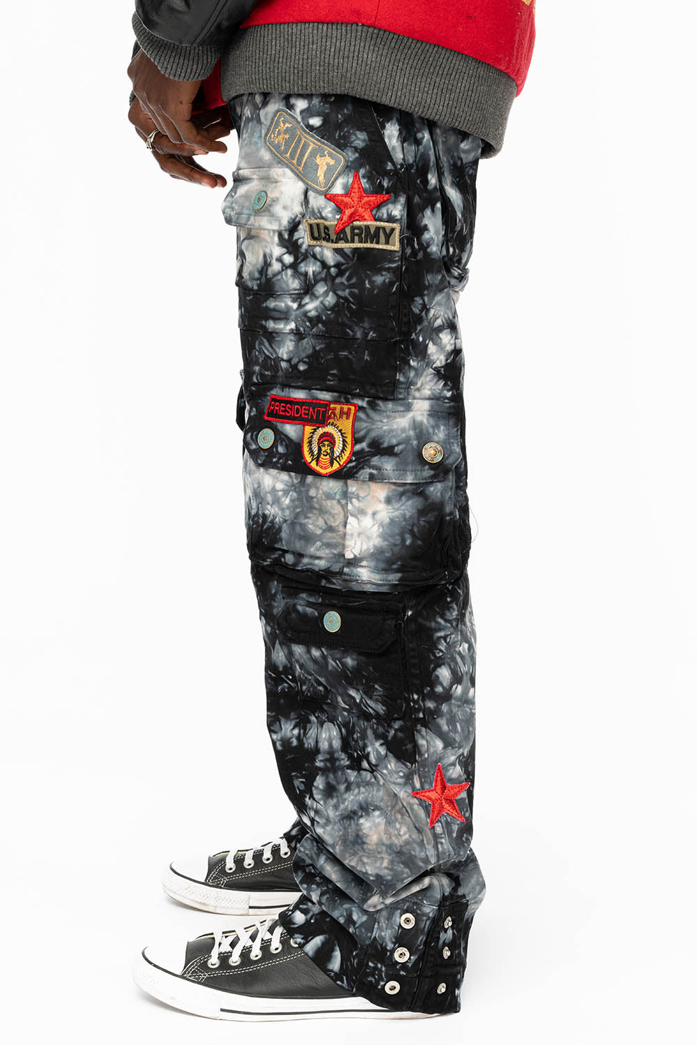 ORIGINAL ROBIN’S JEAN CALL OF DUTY CARGO PANTS IN CRYSTAL TYE DYE BLK WITH PATCH