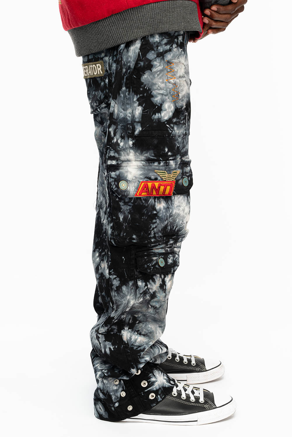 ORIGINAL ROBIN’S JEAN CALL OF DUTY CARGO PANTS IN CRYSTAL TYE DYE BLK WITH PATCH