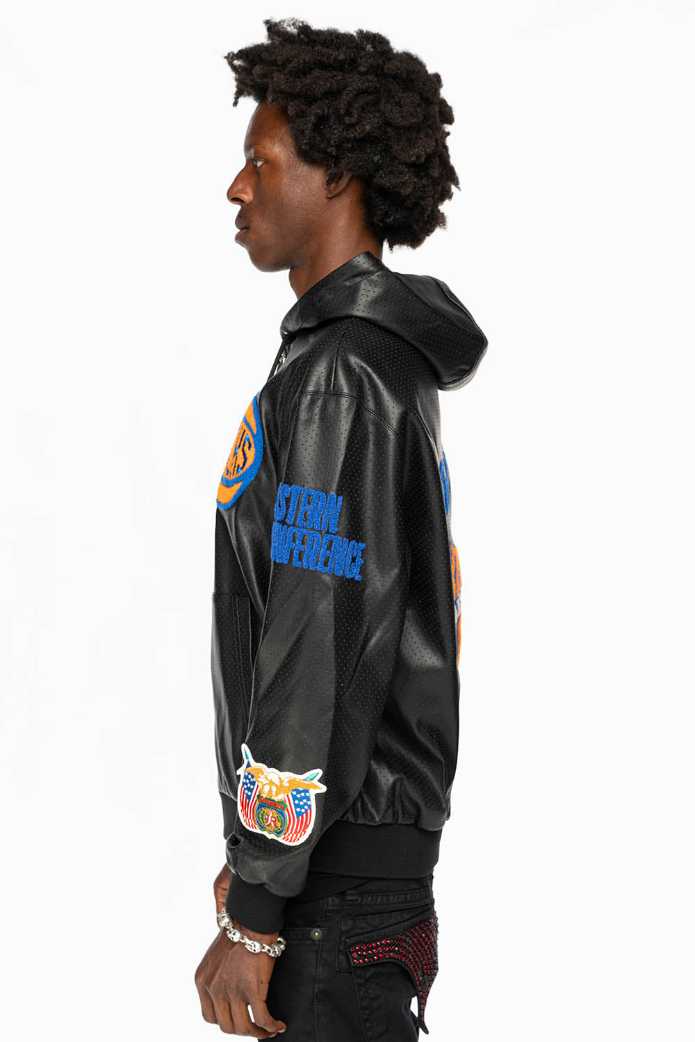 NEW YORK KNICKS 1946 LIGHTWEIGHT VEGAN ZIP-UP HOODED JACKET Black