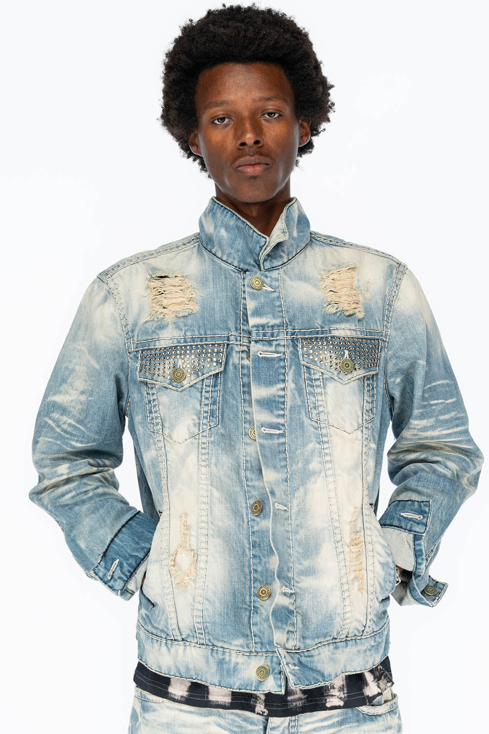 VINTAGE INDIGO DISTRESSED ,RIPPED JEAN JKT WITH WHITE CONTRAST STICH IN OMAHA BROKEN WASH WITH CRYSTALS