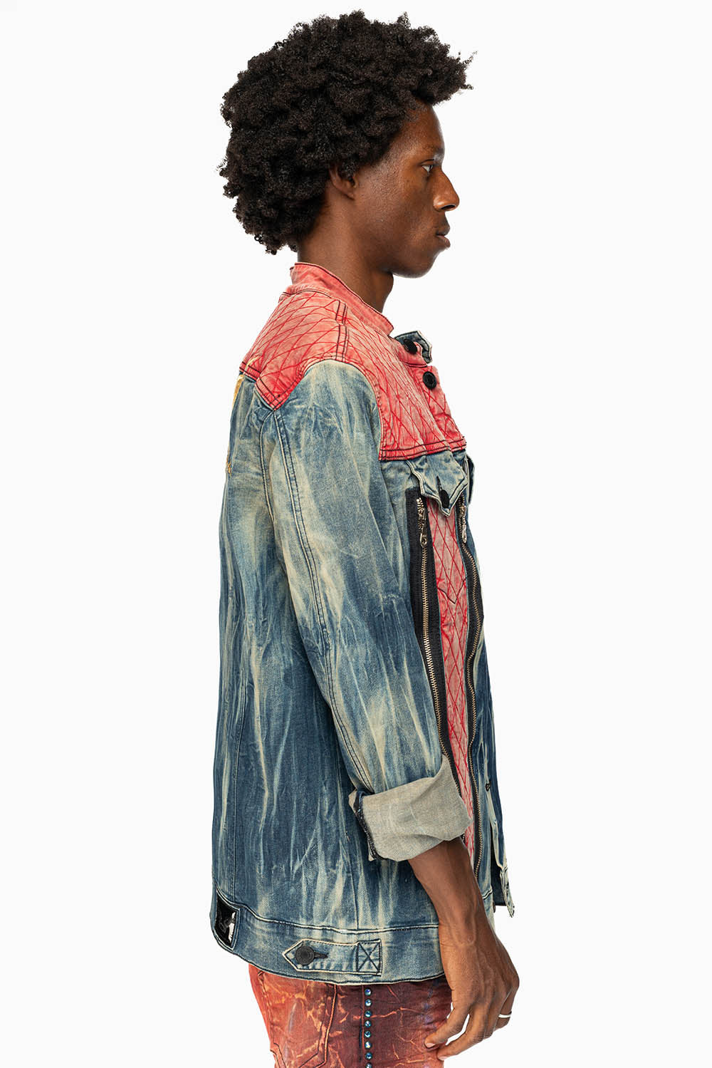 ROBIN’S DENIM JACKET WITH ZIPPER AND RED PADDED INSERT