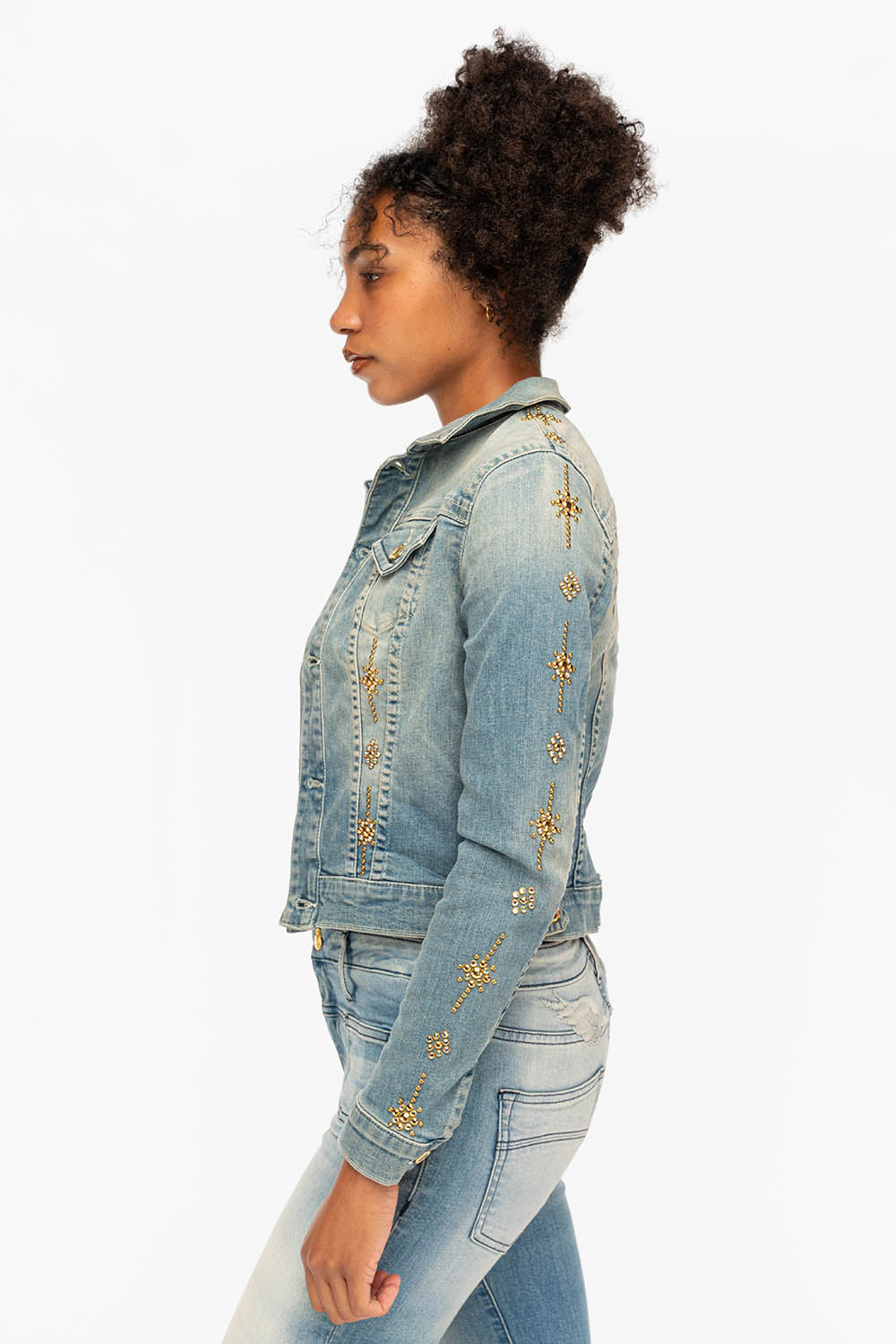 DENIM JACKET IN MAORIE LIGHT WITH CRYSTALS