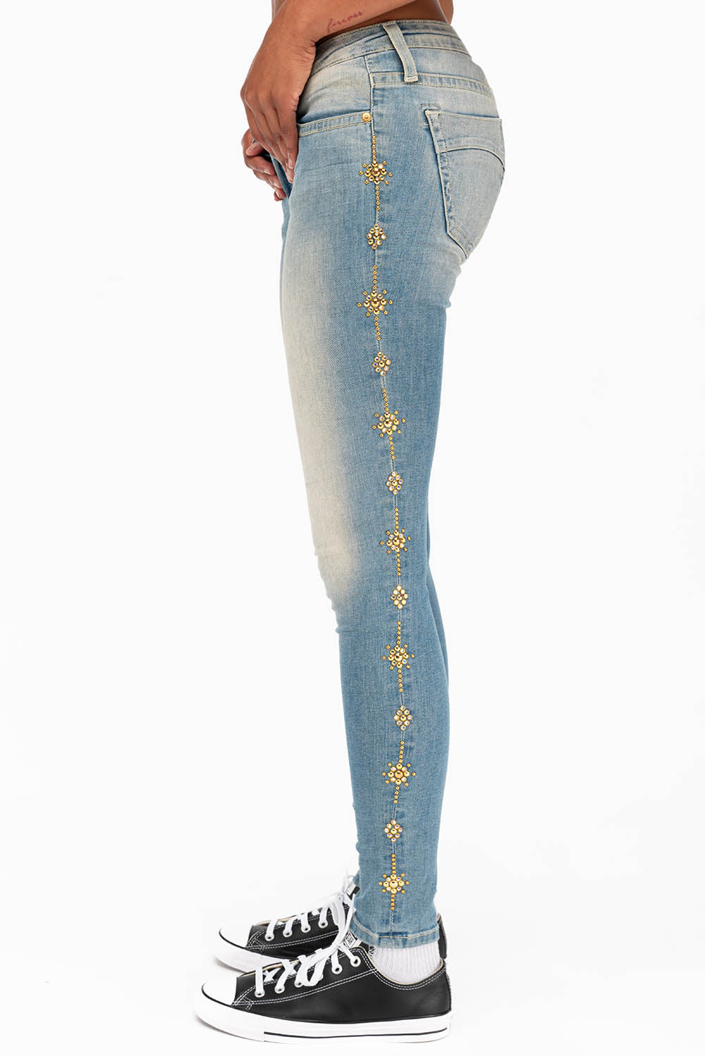 WOMENS SKINNY JEANS IN MAORIE LIGHT WITH CRYSTALS