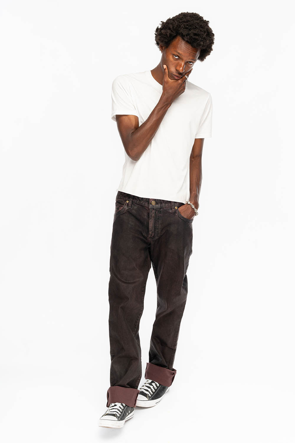 CLASSIC STRAIGHT LEG JEANS IN DARK BROWN WAX WASH