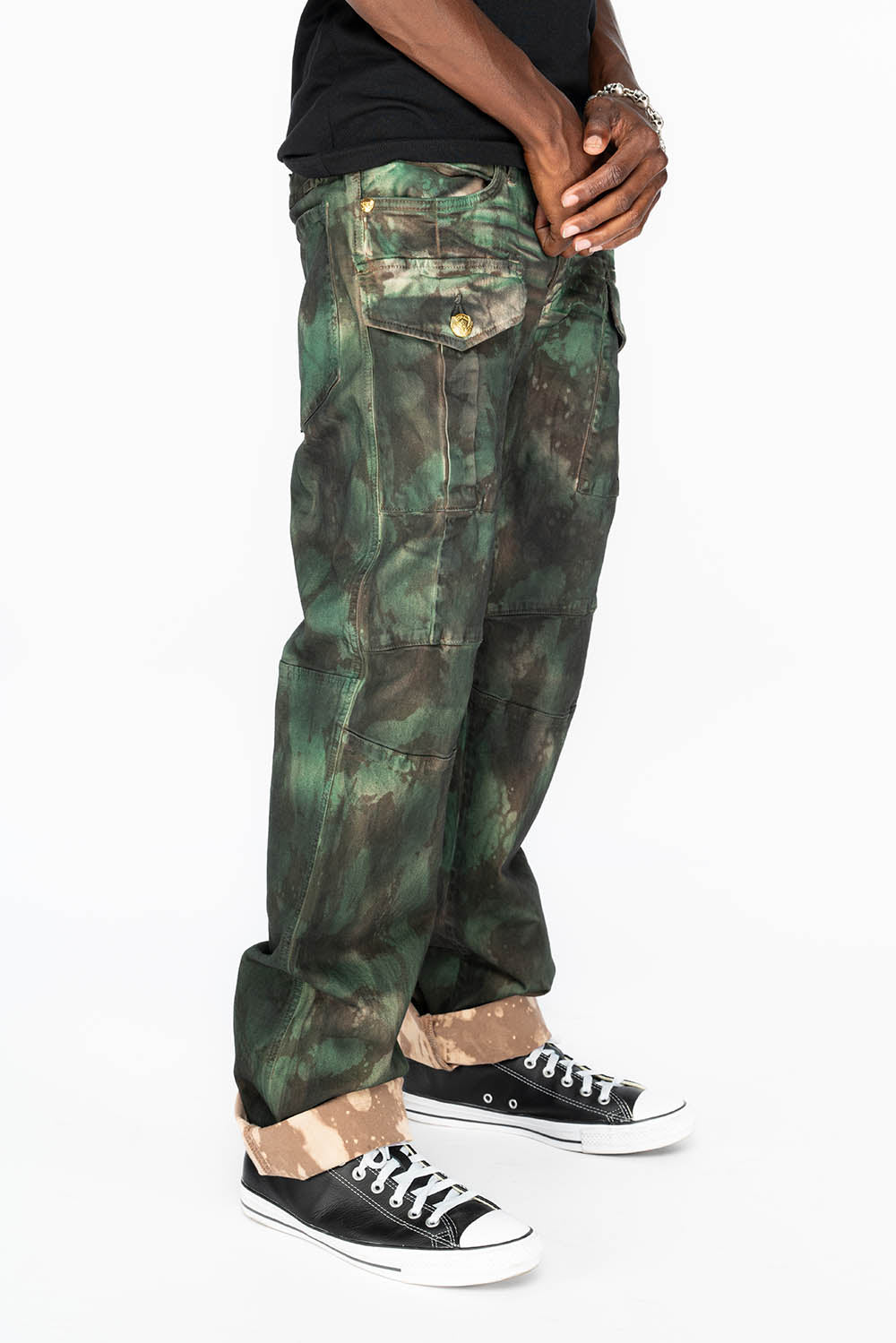 BOMBER POCKET PANTS IN TIE DYE CAMO GREEN