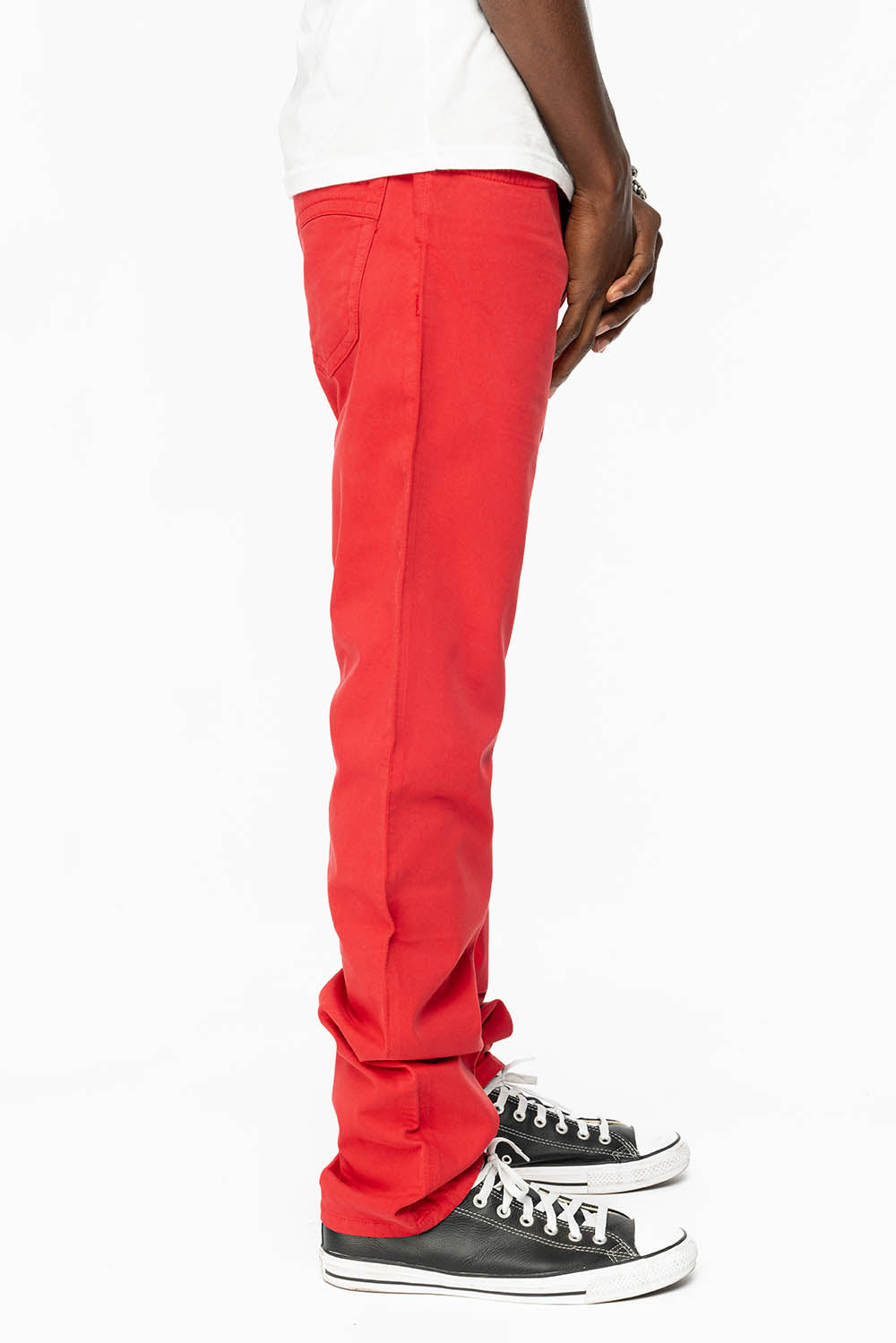 CLASSIC 5 POCKET  SLIM  LEG JEANS  IN RED