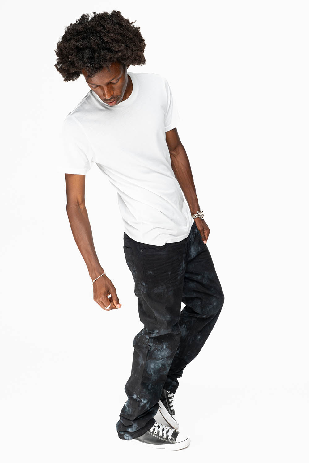 CLASSIC STRAIGHT LEG JEANS IN ASTRO BLACK WASH