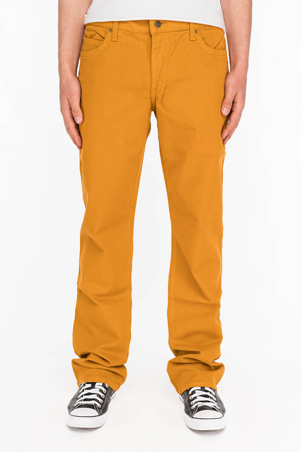 CLASSIC 5 POCKET STRAIGHT LEG JEANS IN CAMEL