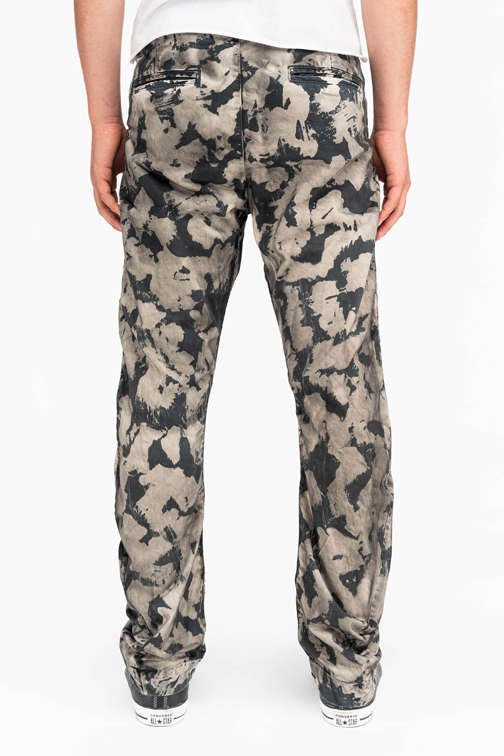 MENS CHINO PANTS IN CAMO NOVEMBER