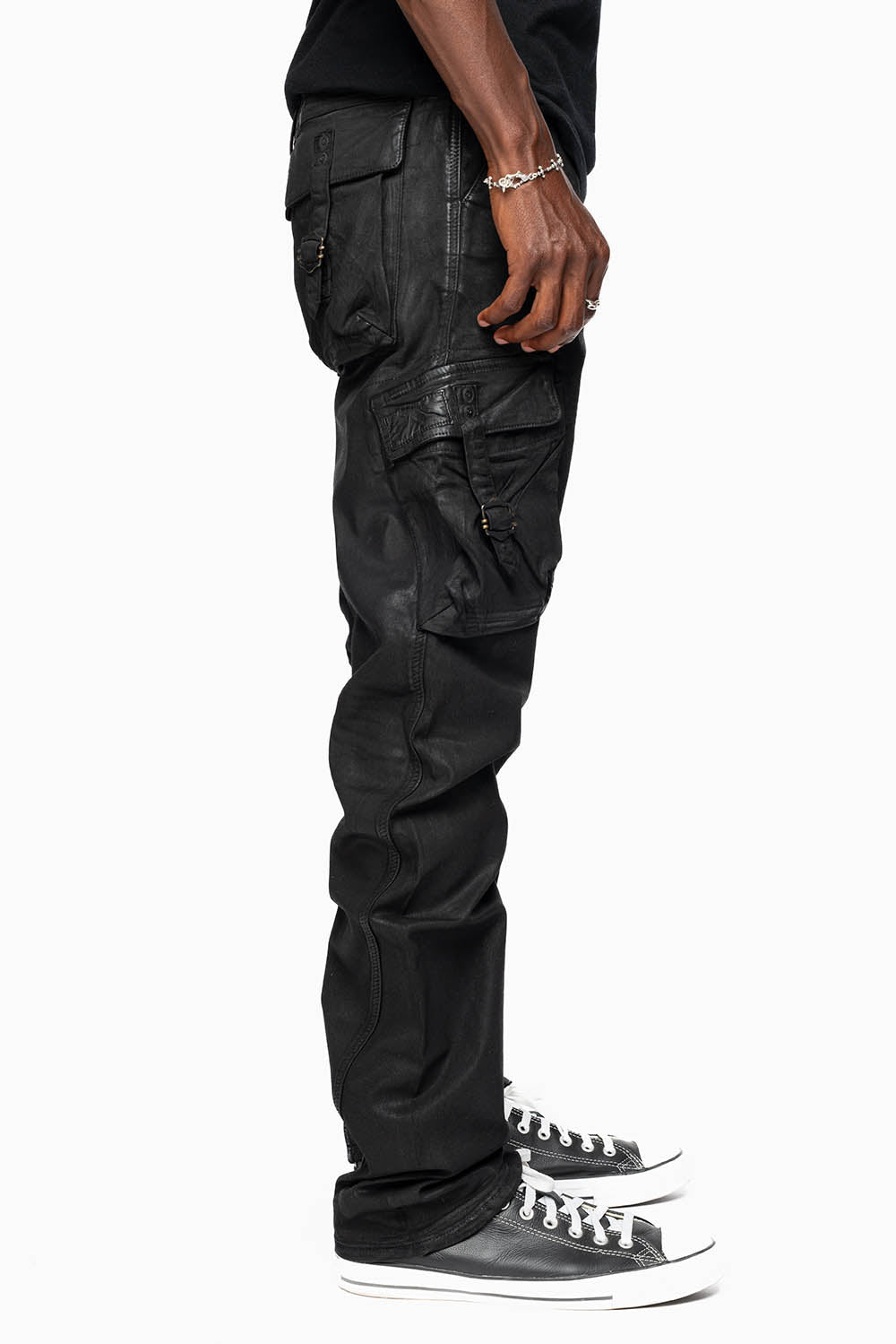 MENS PREDATOR CARGO PANTS IN COATED BLK